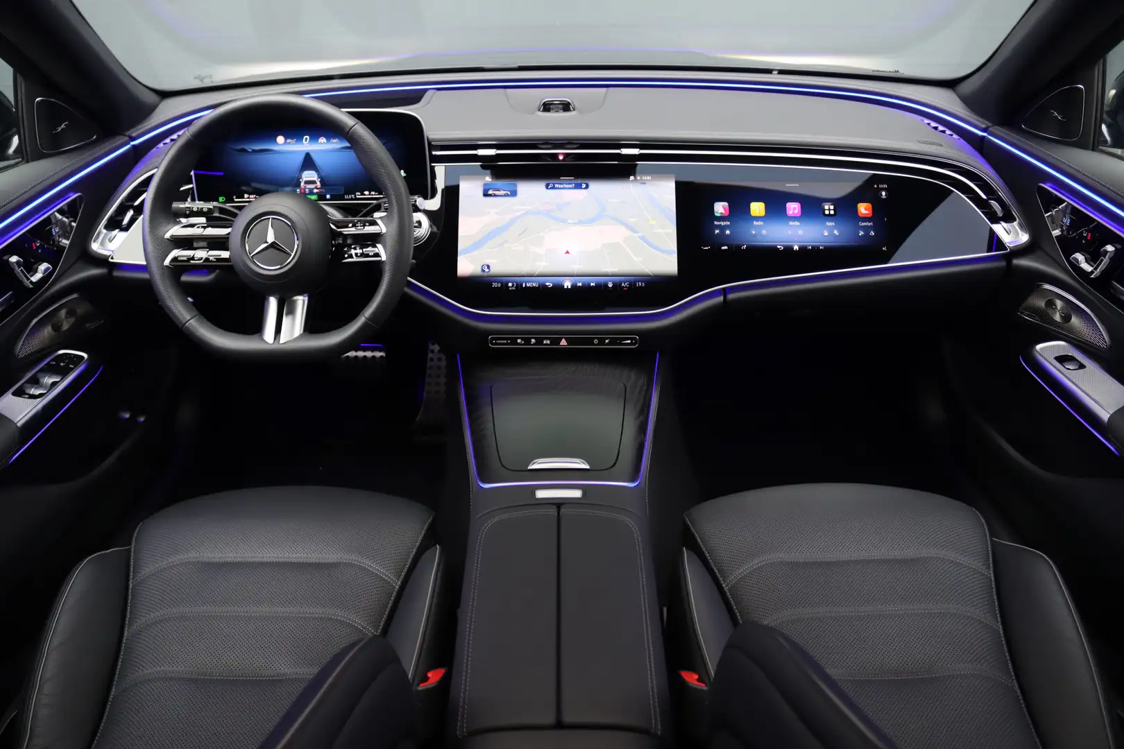 Mercedes-Benz E 300 Estate e AMG Line | Hyperscreen | Distronic+ | Pan Grau - 2