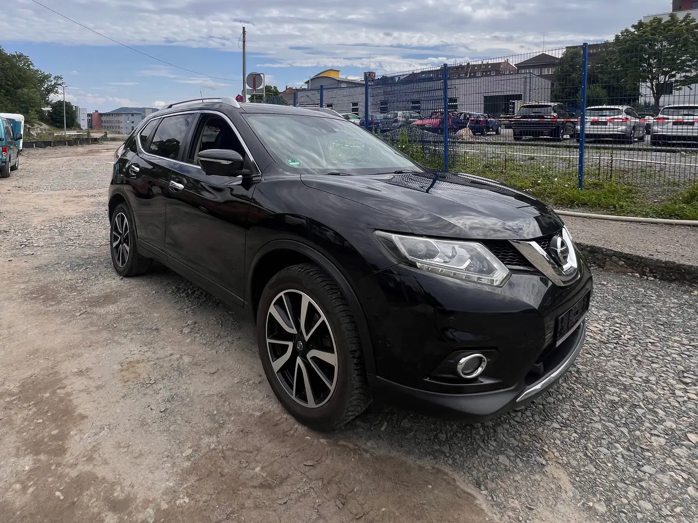 Nissan X-Trail 1.6 dCi ALL-MODE 4x4i Tekna Schwarz - 2
