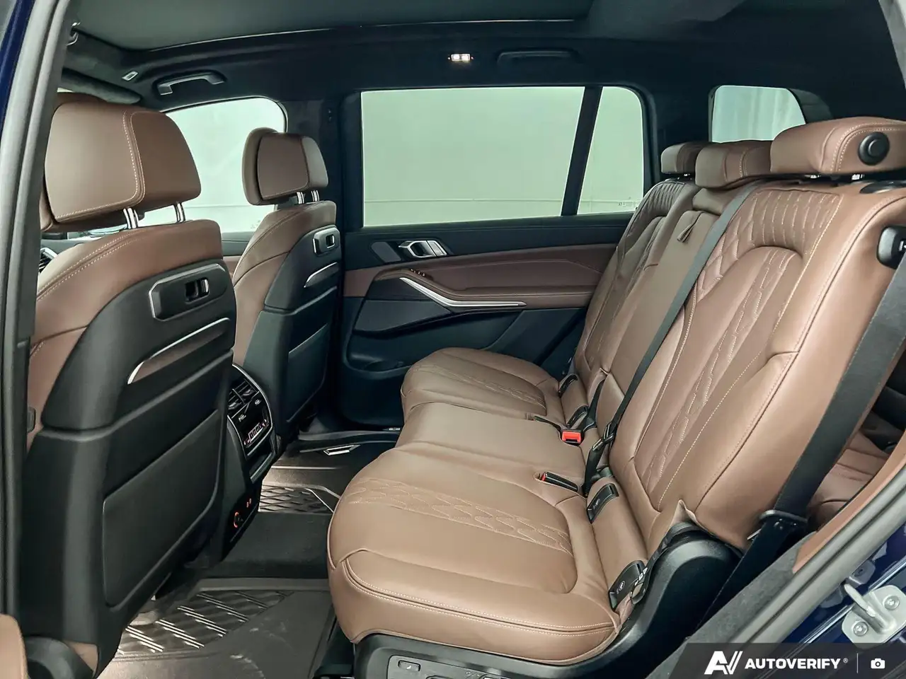 BMW X7 снимка BMW X7