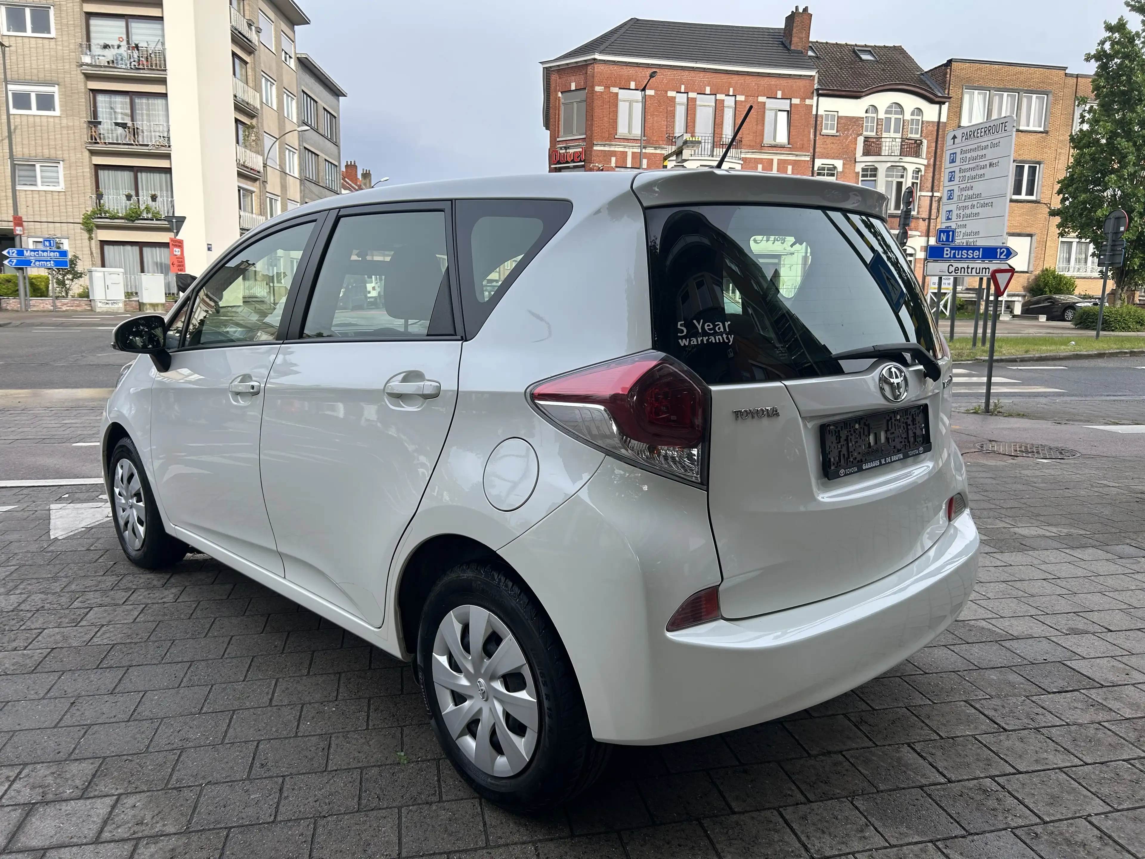 Toyota Verso-S 1.33 VVT-i/Airco/Carnet Toyota! — photo 4