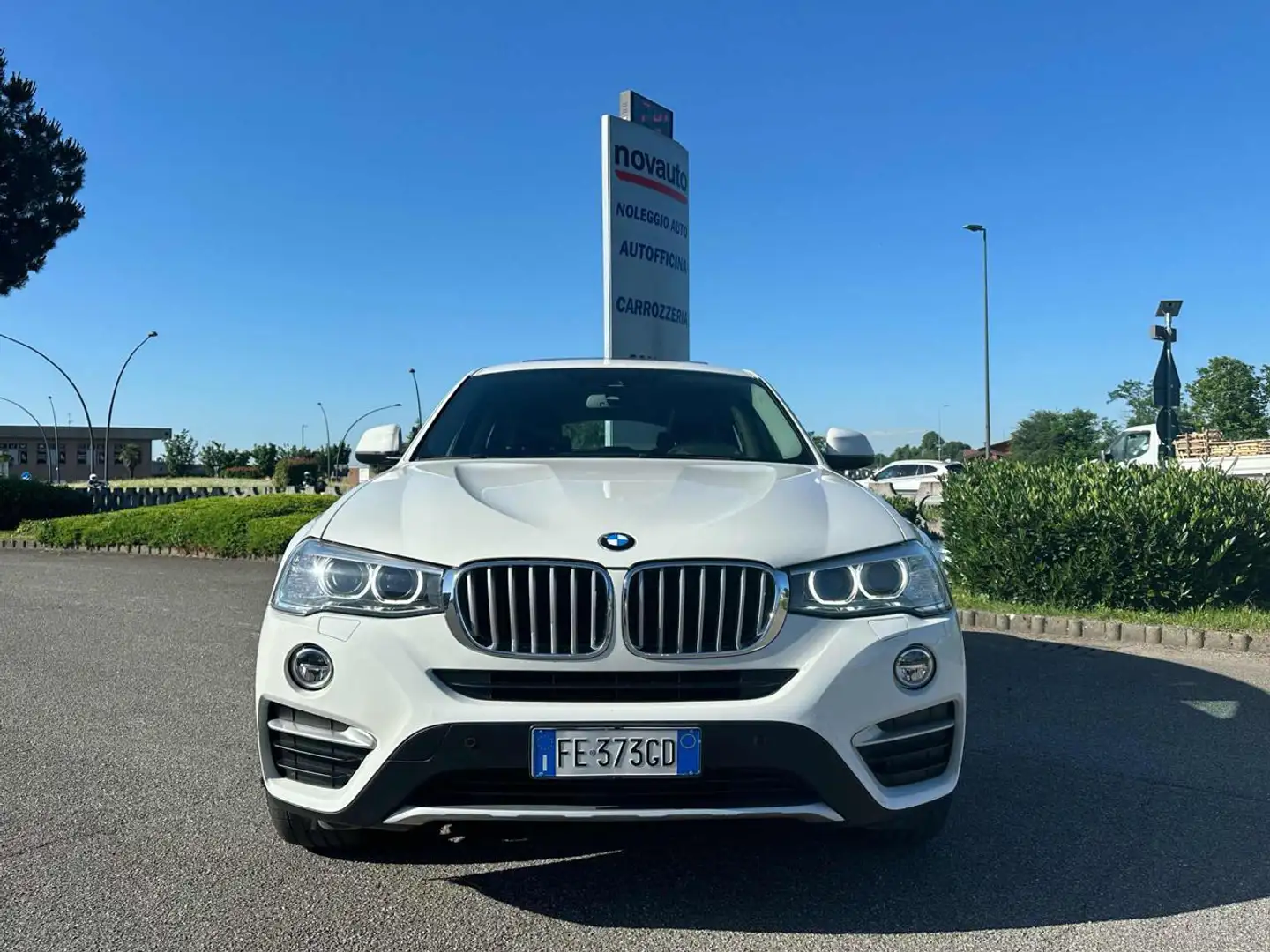 BMW X4 xDrive20d xLine Bianco - 2
