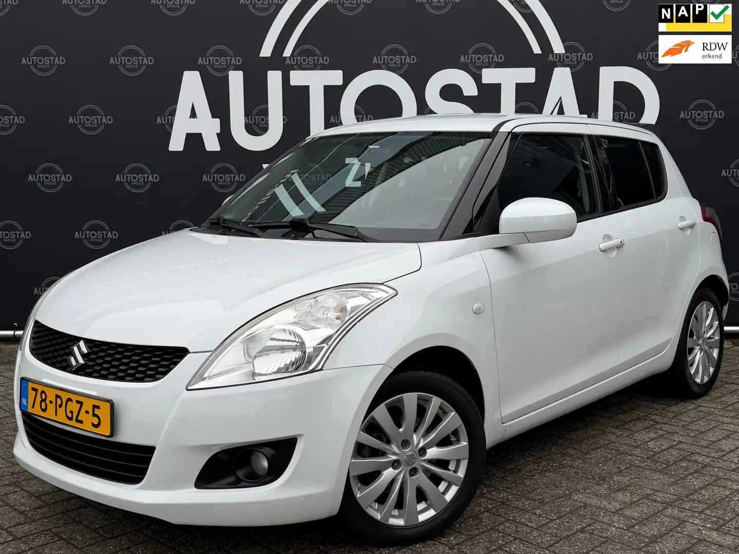 Suzuki Swift 1.2 Exclusive EASSS NL-Auto/2e Eigenaar/NAP/Airco/ Weiß - 1