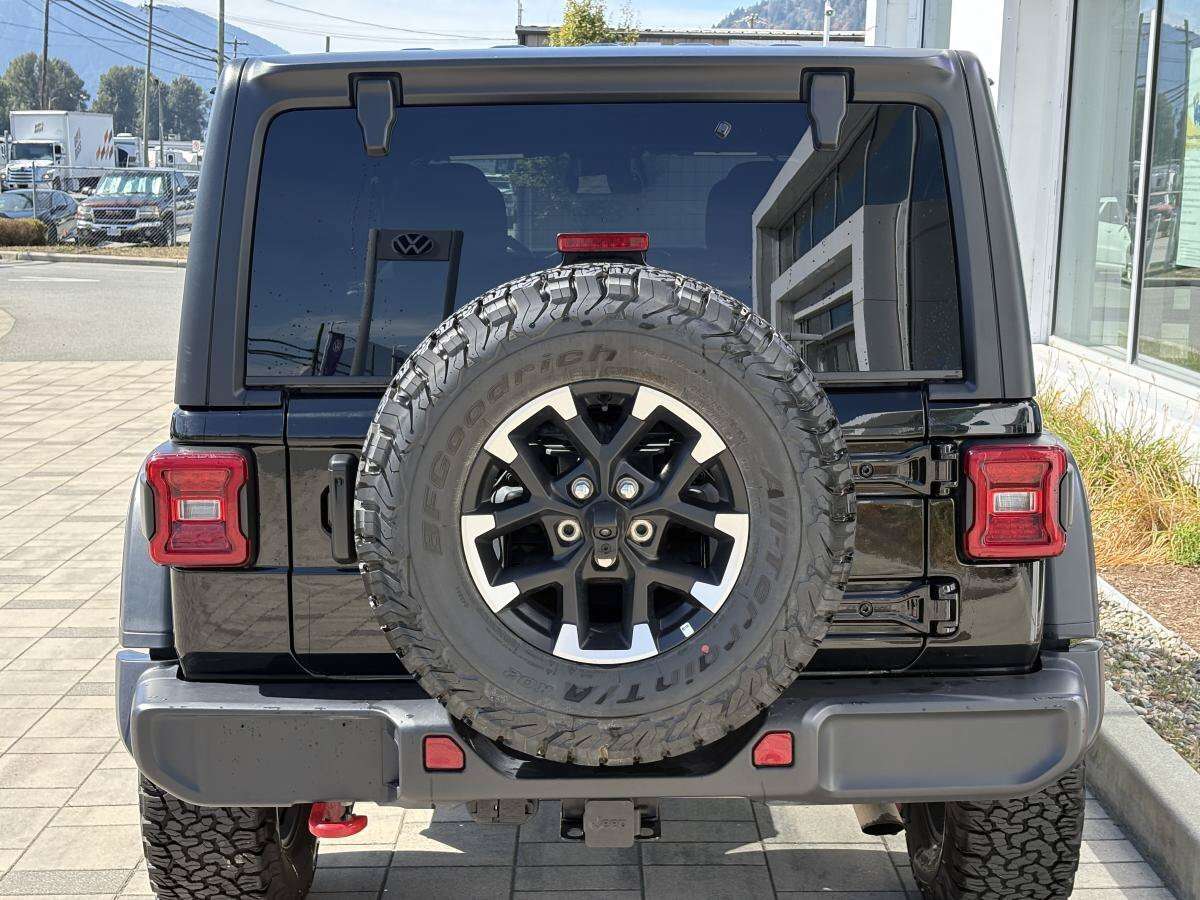 2026 Jeep Wrangler Rubicon — photo 1