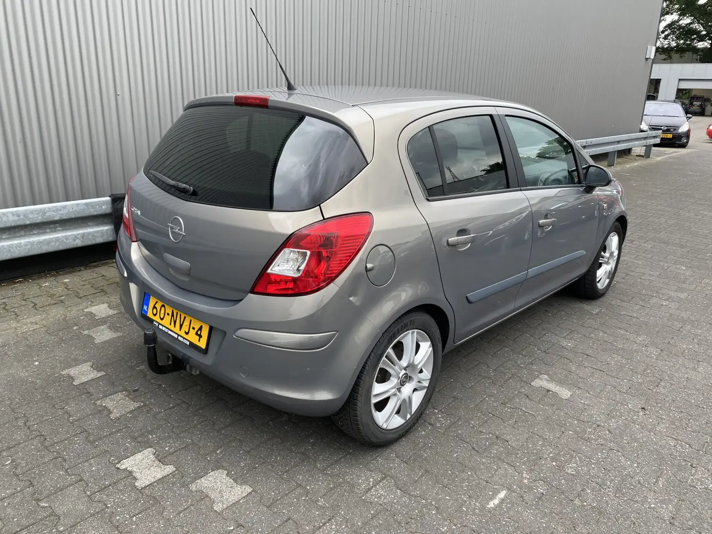 Opel Corsa 1.4-16V '111' Edition 137Dkm.NAP, A/C, CC, LM, Tre Grijs - 2
