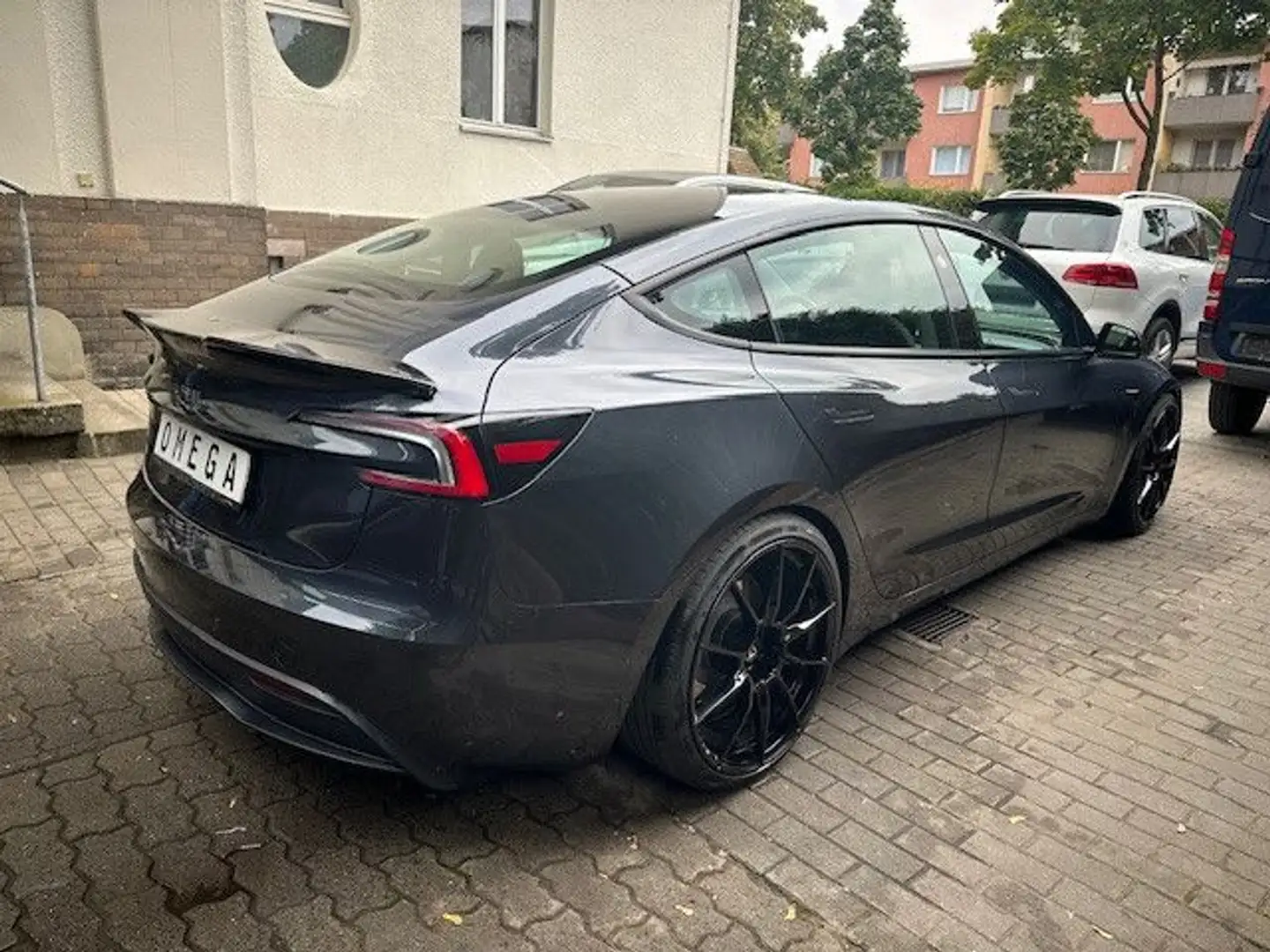 Tesla Model 3 MODEL 3 LONG RANGE DUAL HIGHLAND AWD|KW FAHRWERK Grau - 2