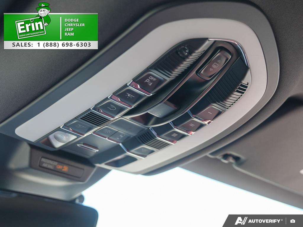 2019 Porsche Macan S AWD RED Leather thumb 23