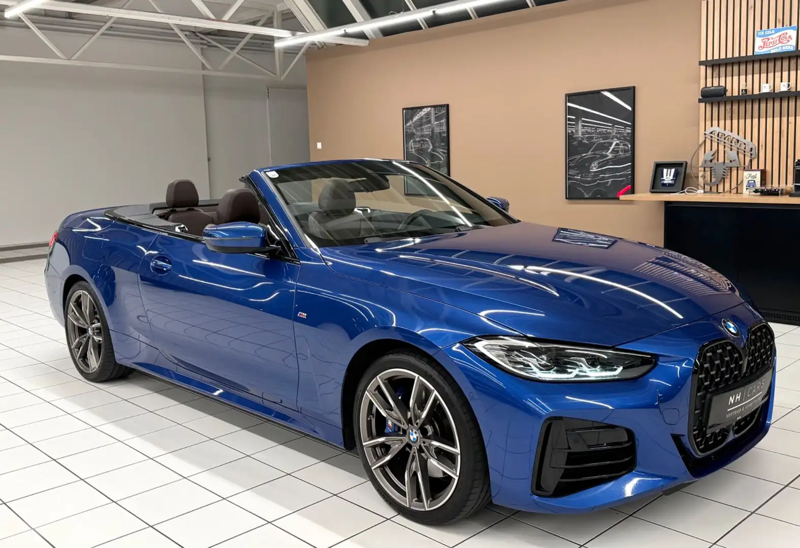 BMW 440 M440i xDrive Cabrio Blau - 1