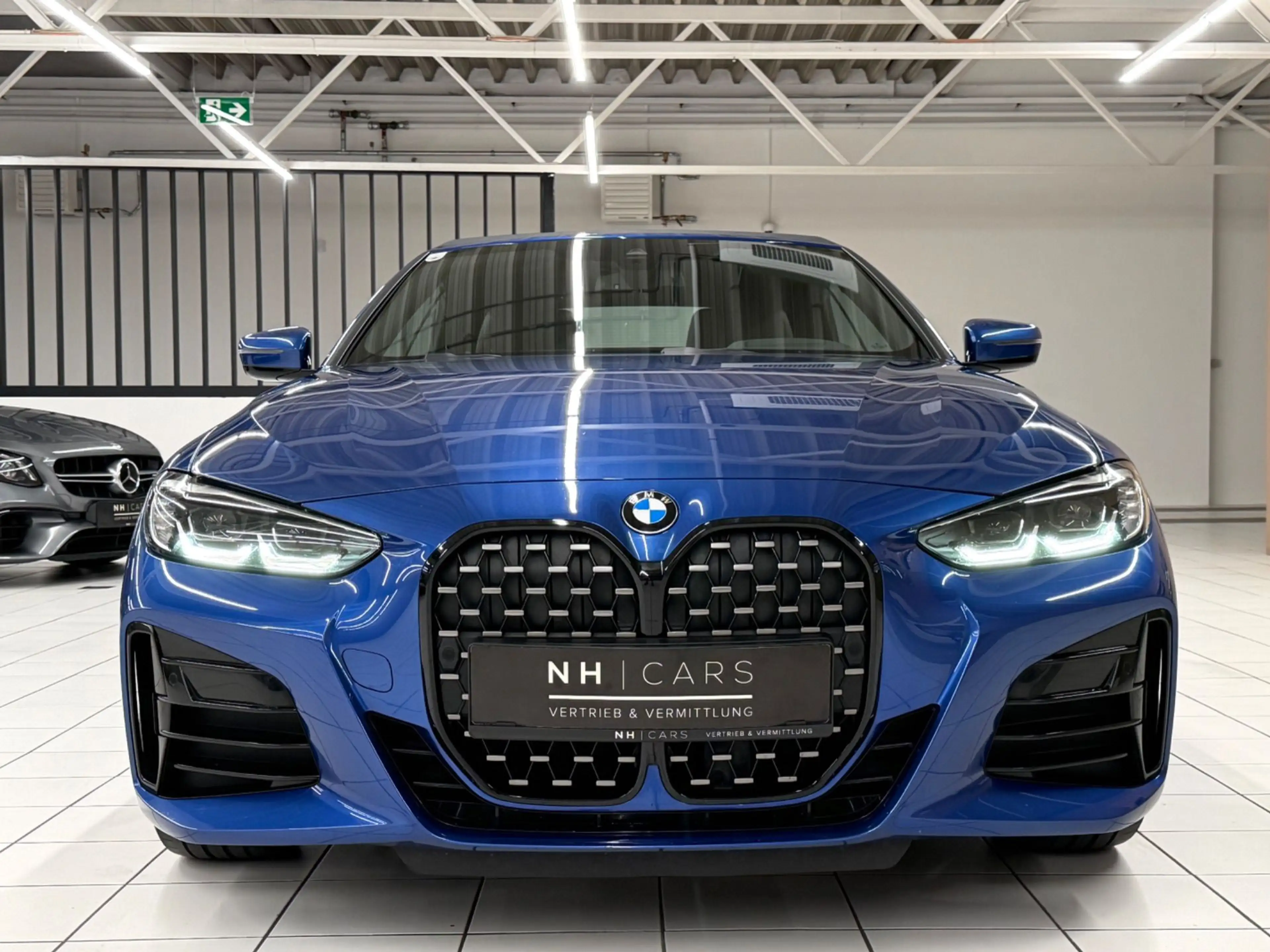 BMW 440 M440i xDrive Cabrio — photo 2