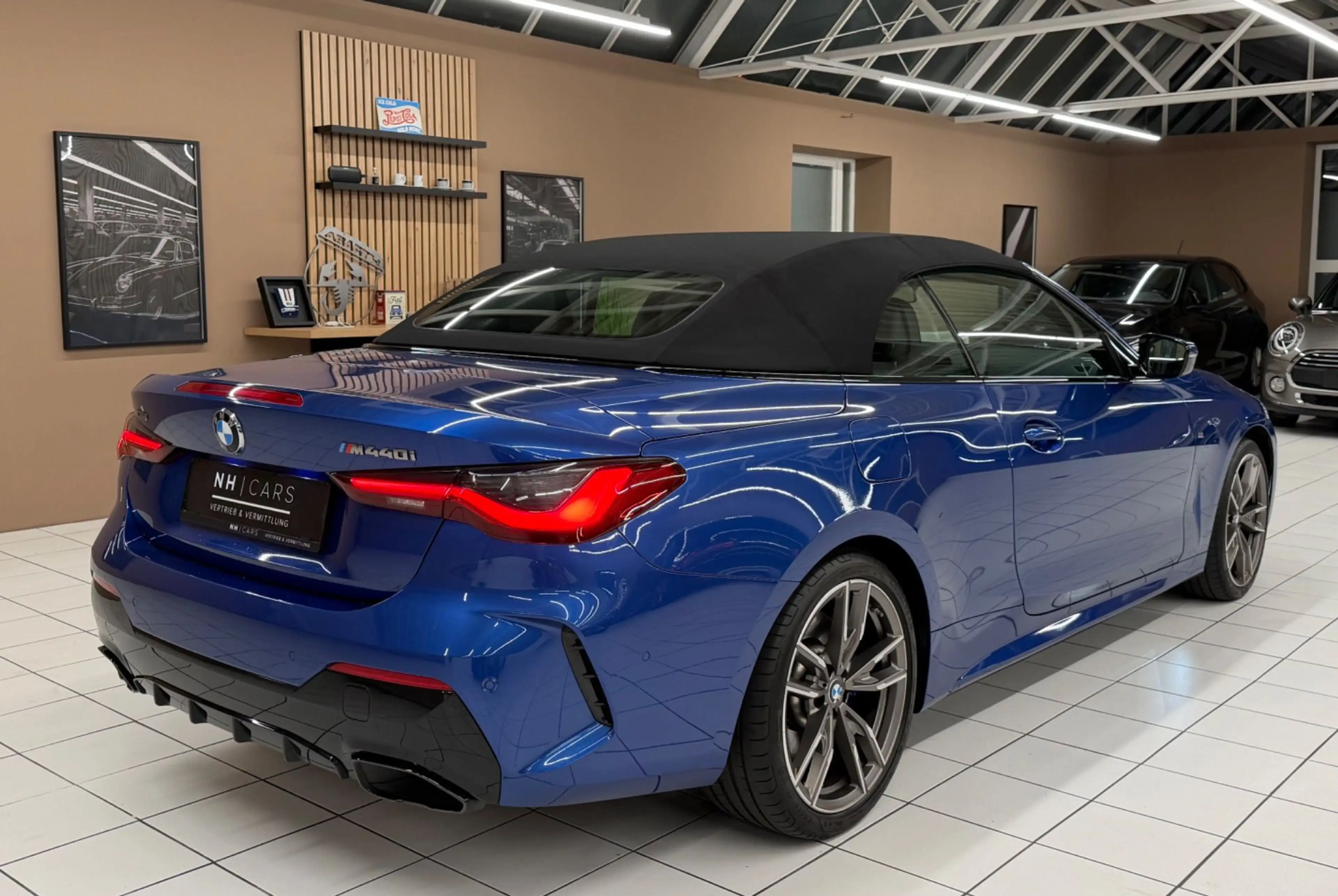 BMW 440 M440i xDrive Cabrio — photo 8