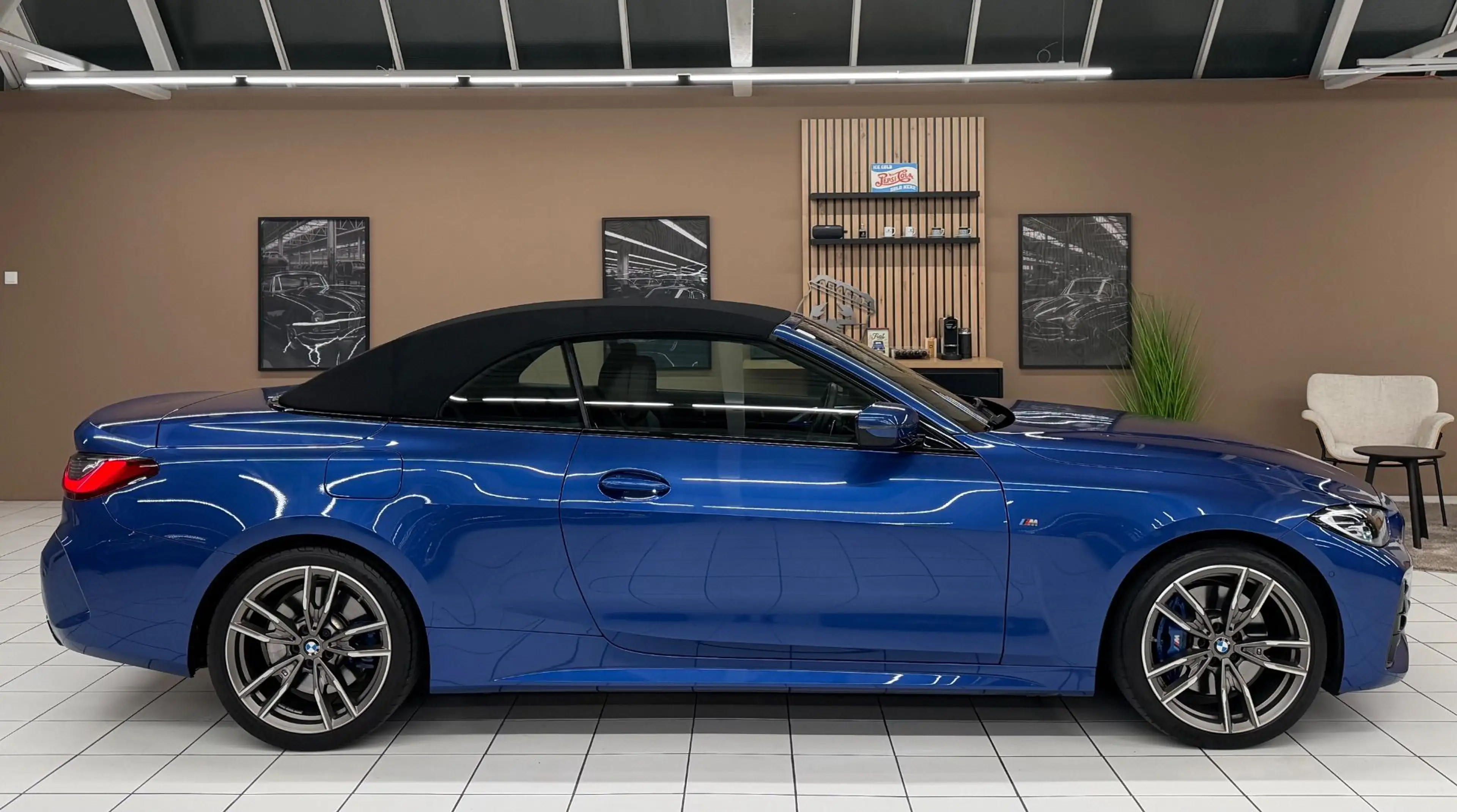 BMW 440 M440i xDrive Cabrio — photo 12