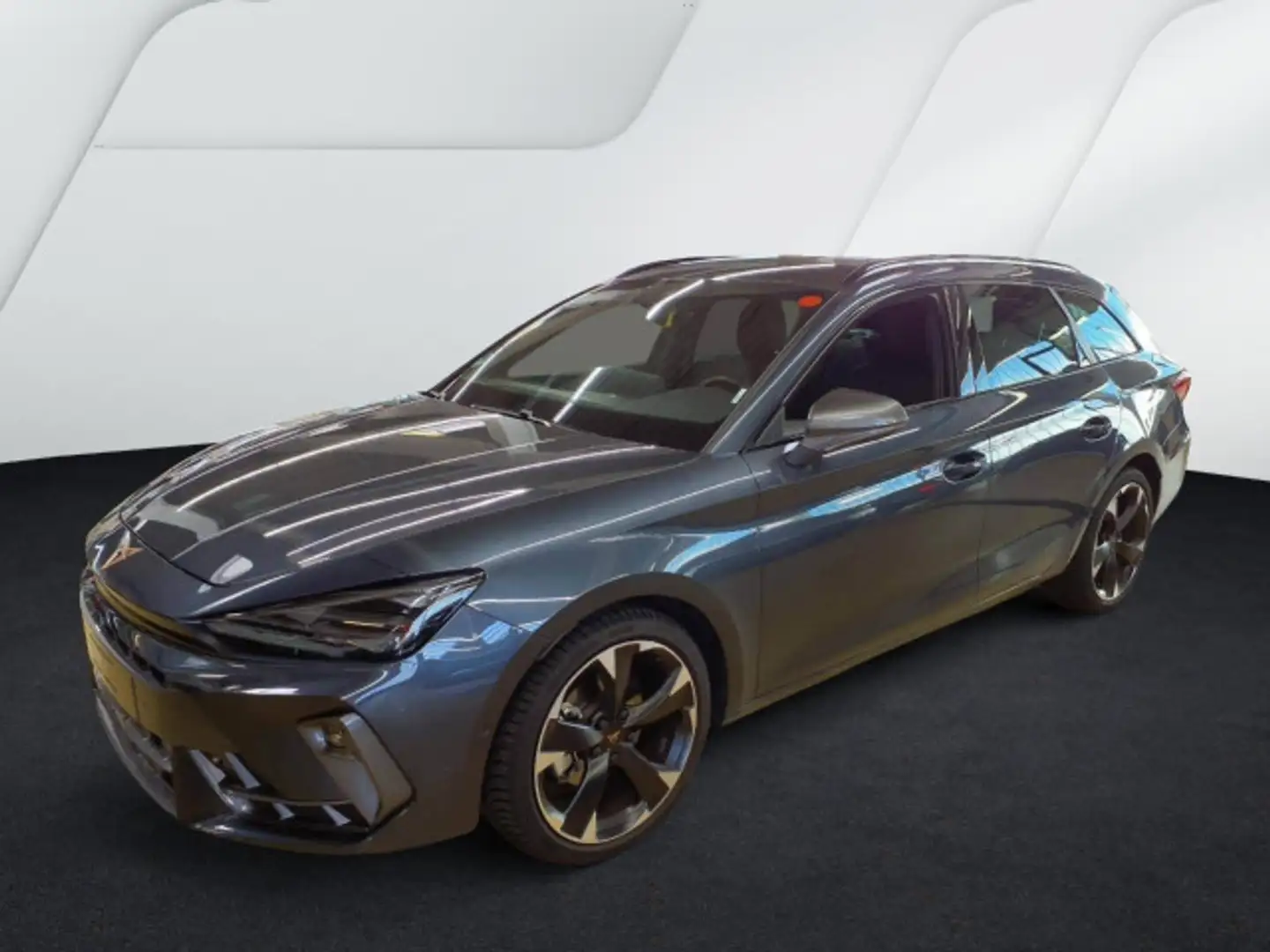 CUPRA Leon ST 1.5 eTSI DSG *ACC*NAV*R-CAM*LED*SHZ* Grau - 2