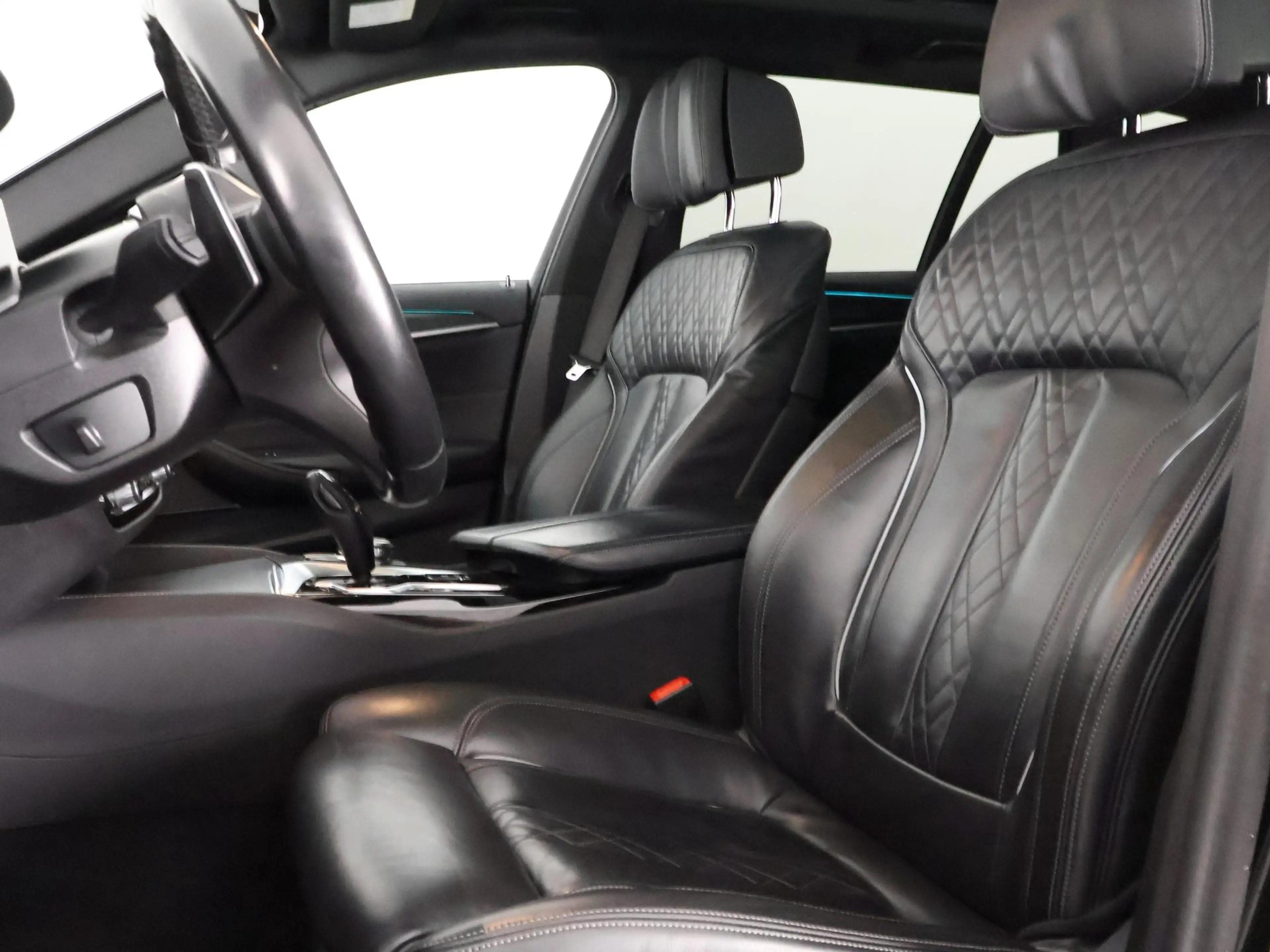 BMW 530 5-serie Touring 530e Business Edition Plus M-Pakke — photo 18