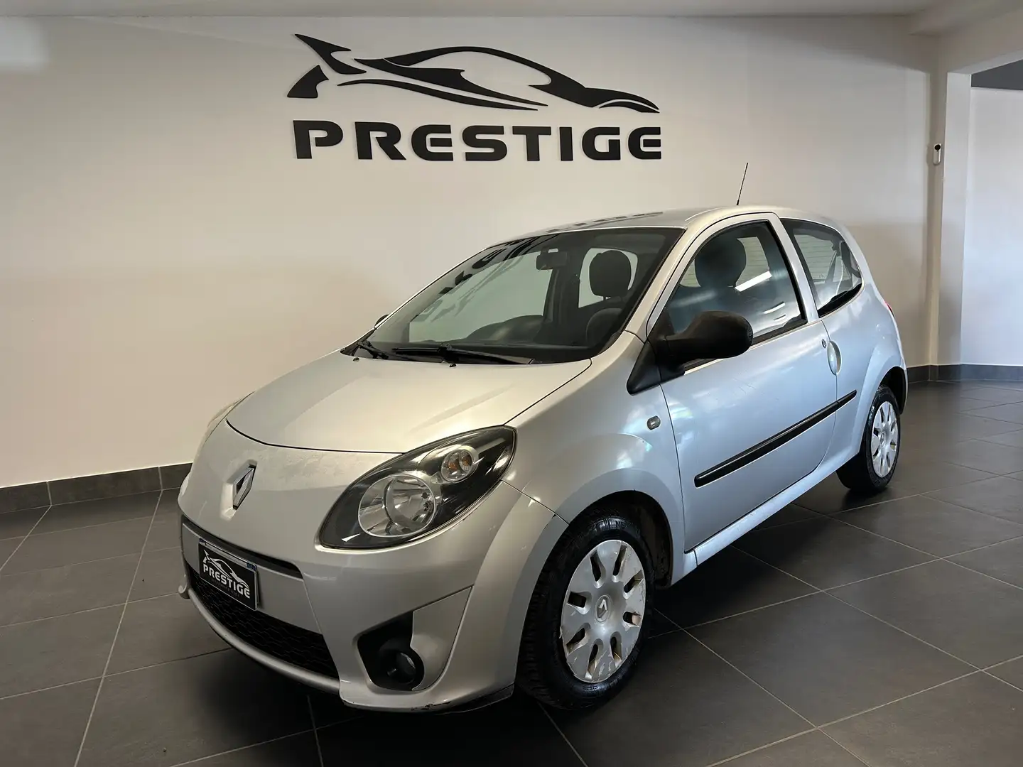 Renault Twingo TWINGO 1.2 DYNAMIQUE 60cv NEOPATENTATI - 2