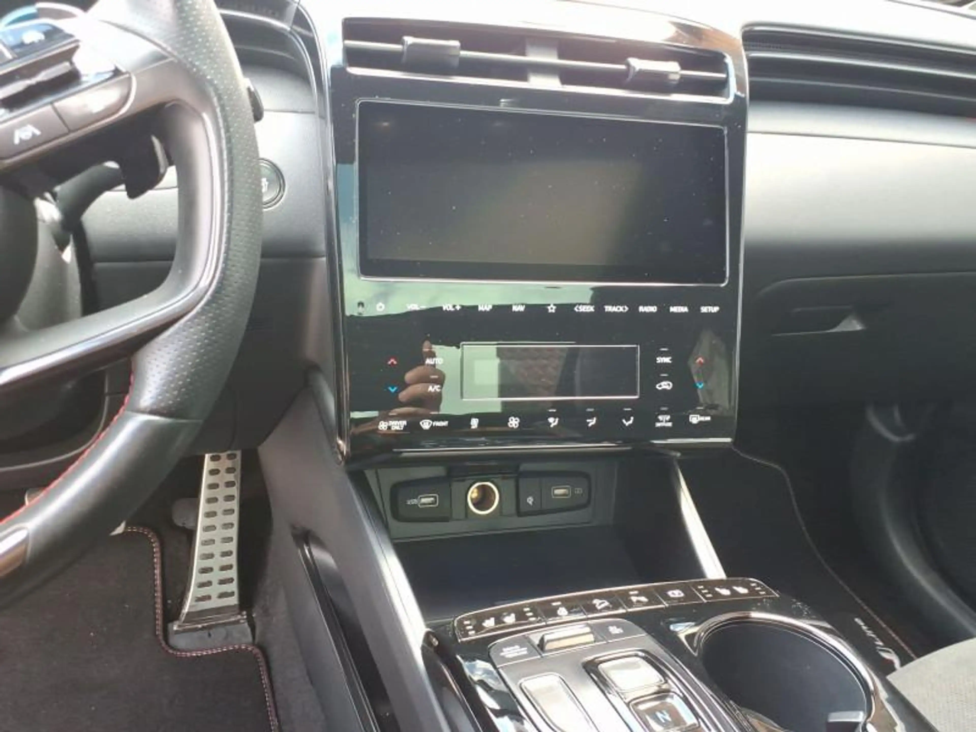 Hyundai TUCSON 1.6 T-GDI Plug-in Hybrid Sky 4WD N-line l Schuifda — photo 5