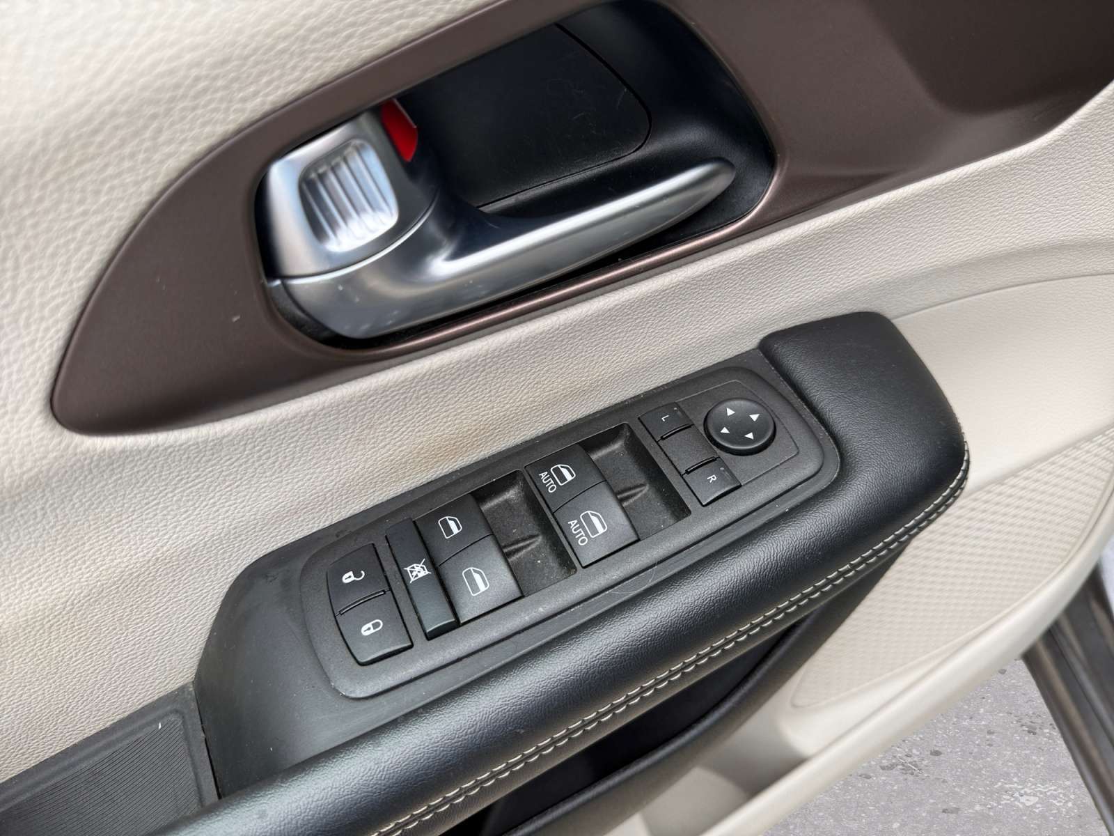 used 2023 Chrysler Grand Caravan car, priced at $35,588