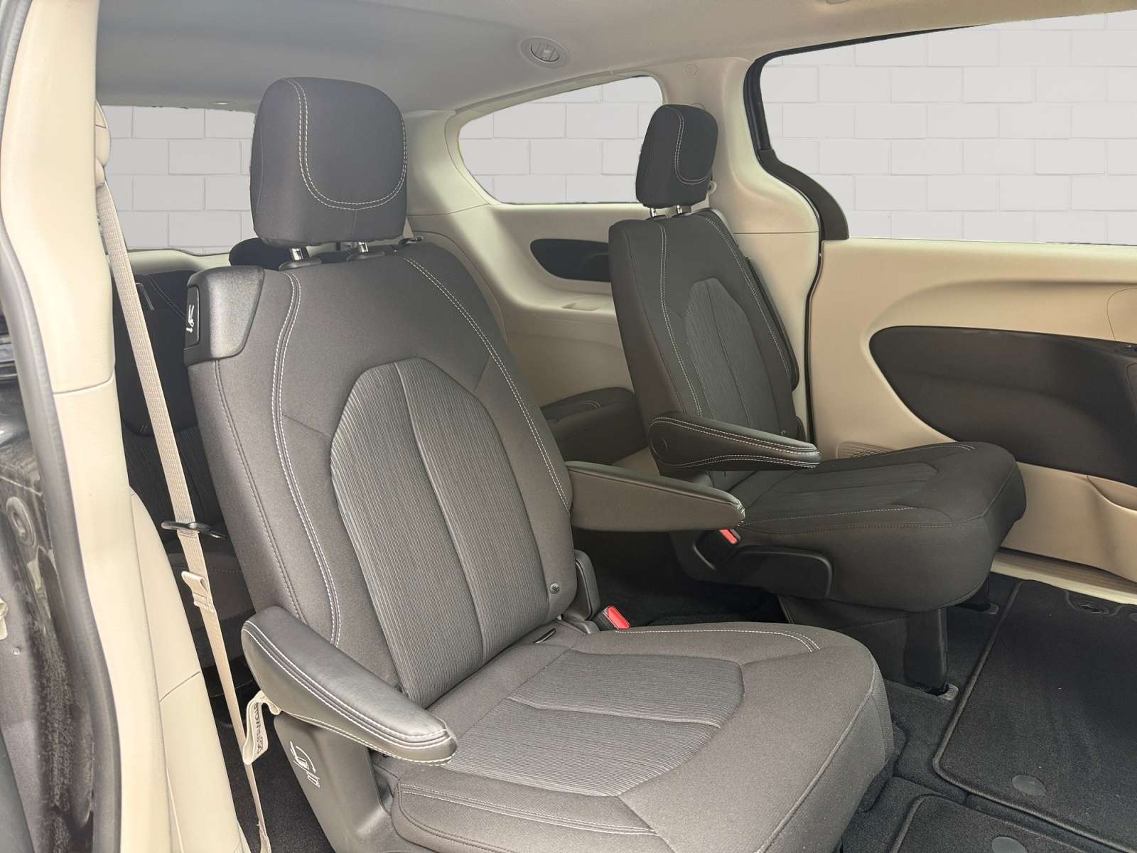 used 2023 Chrysler Grand Caravan car, priced at $35,588