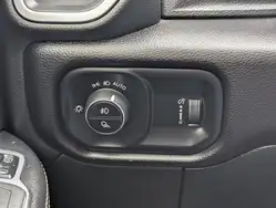 RAM 2500 снимка RAM 2500