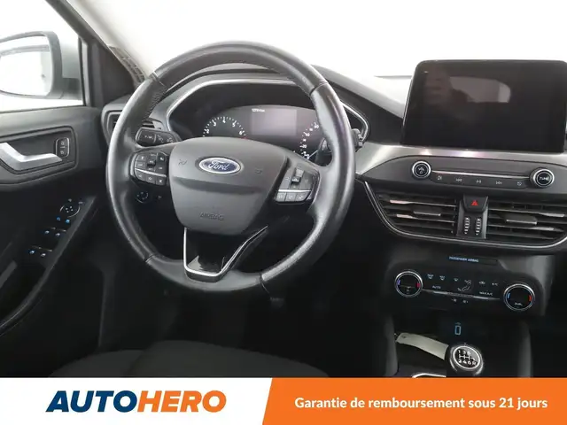 Ford Focus view 13