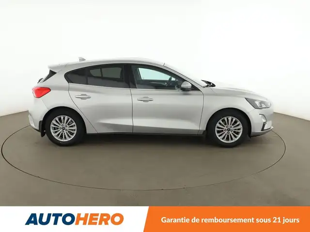 Ford Focus view 7