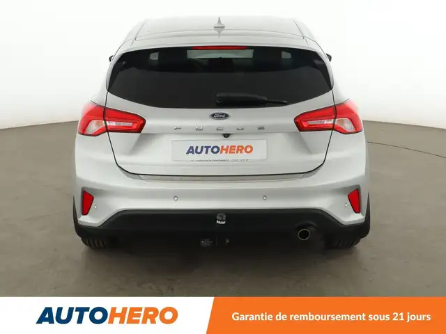 Ford Focus view 5