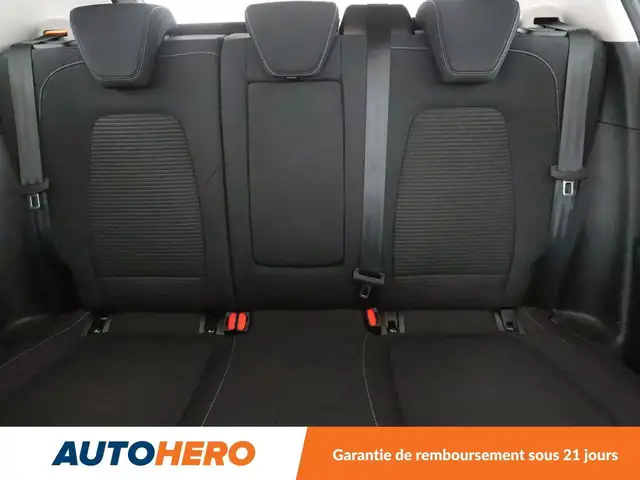 Ford Focus view 15