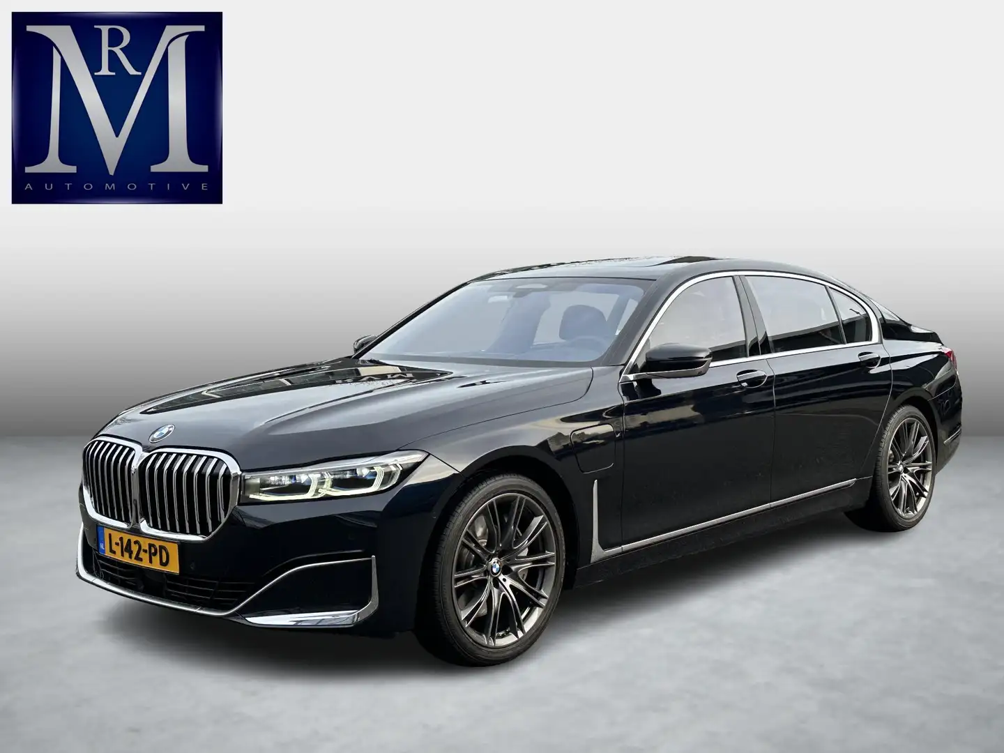 BMW 745 7-serie 745Le xDrive High Executive VAN: €57.900,- Schwarz - 1