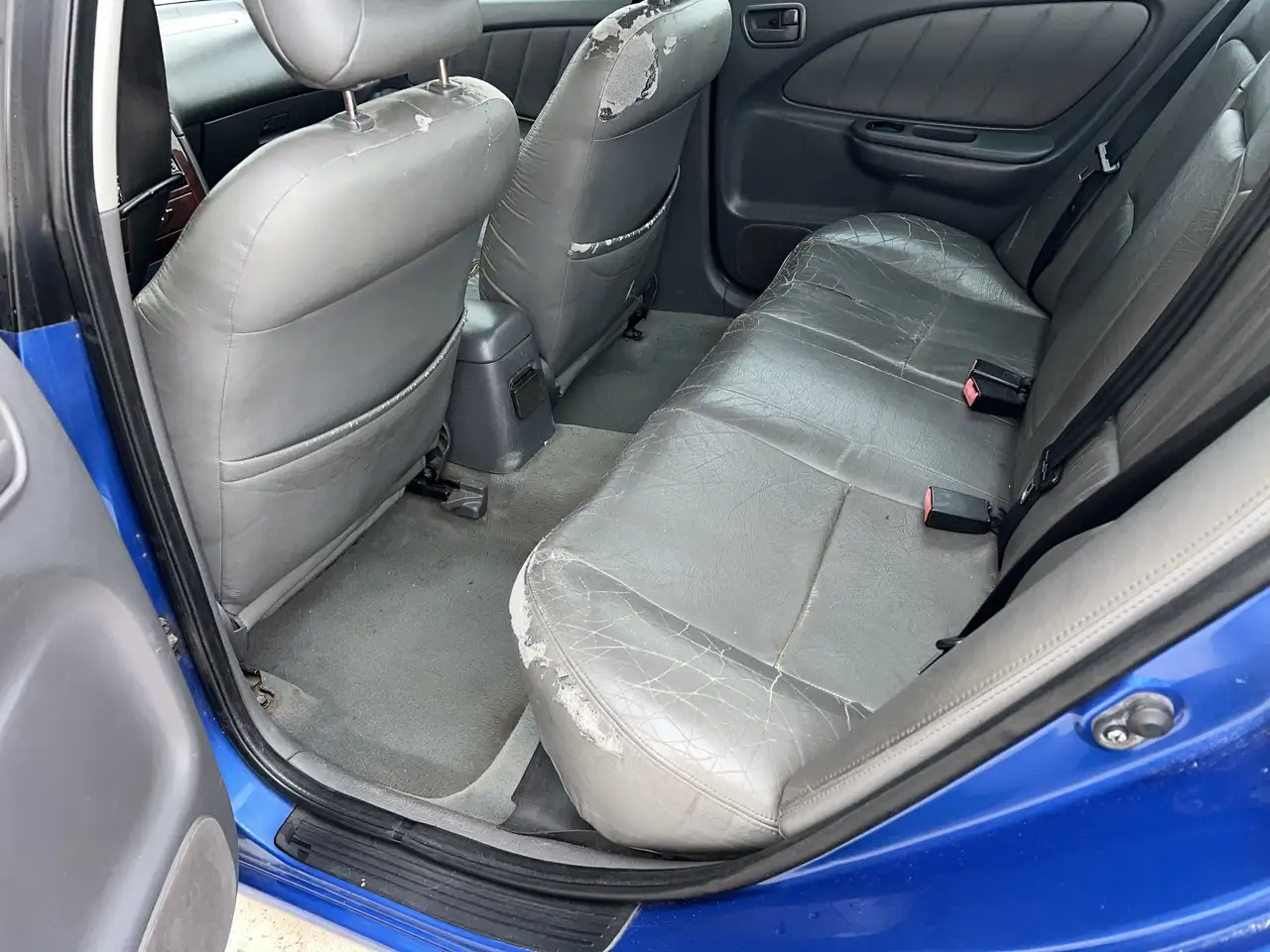 Toyota Avensis 1.6 Terra, foto 12