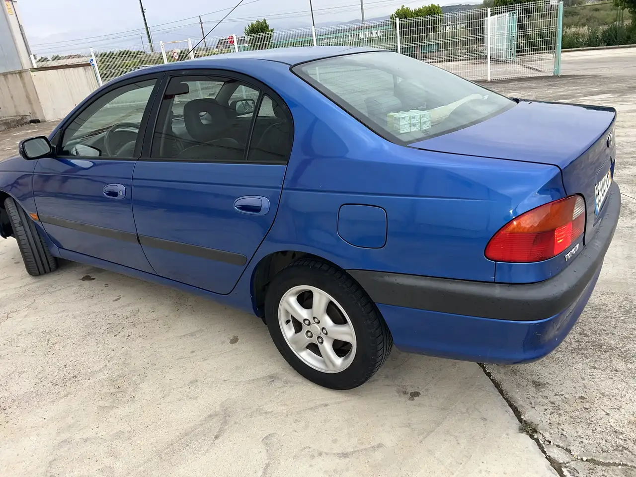 Toyota Avensis 1.6 Terra, foto 9