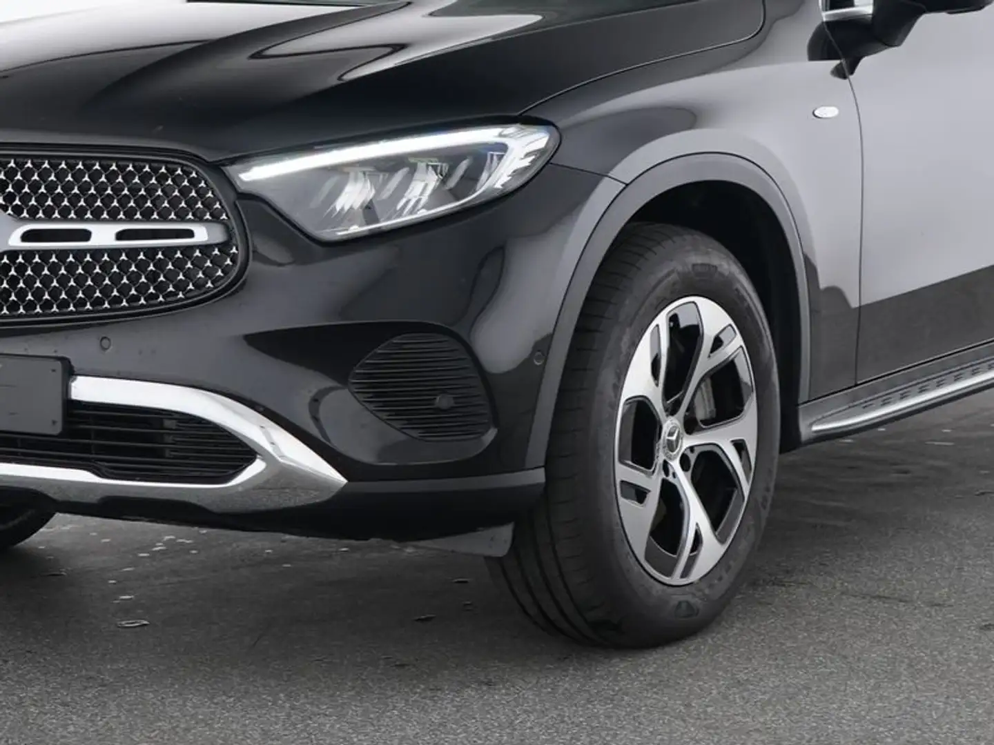 Mercedes-Benz GLC 300 de 4M Avantgarde+ Pano/AHK/MBUX/Ambi/Kam Schwarz - 2