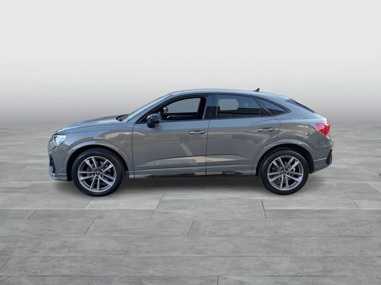 Audi Q3 35 TFSI admired Grau - 2