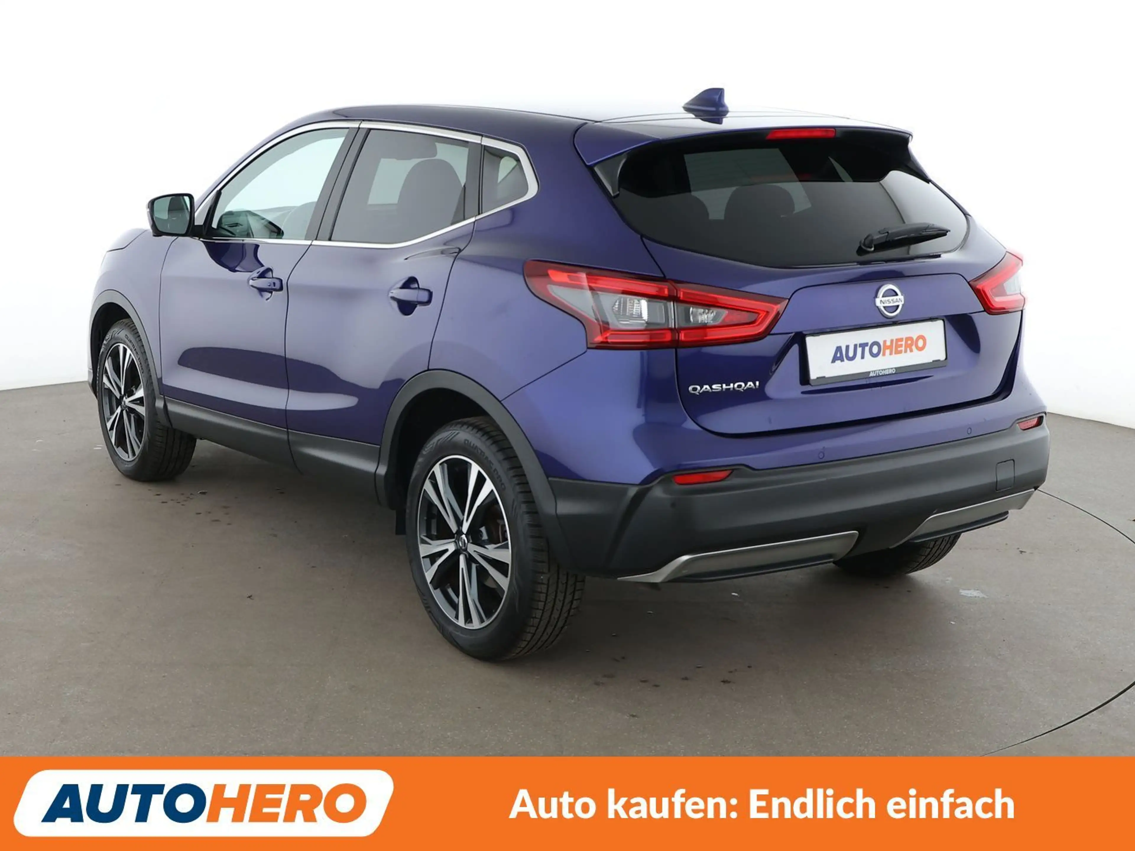 Nissan Qashqai 1.3 DIG-T N-Connecta Aut.*NAVI*SPUR*360°CAM*PDC* — photo 4
