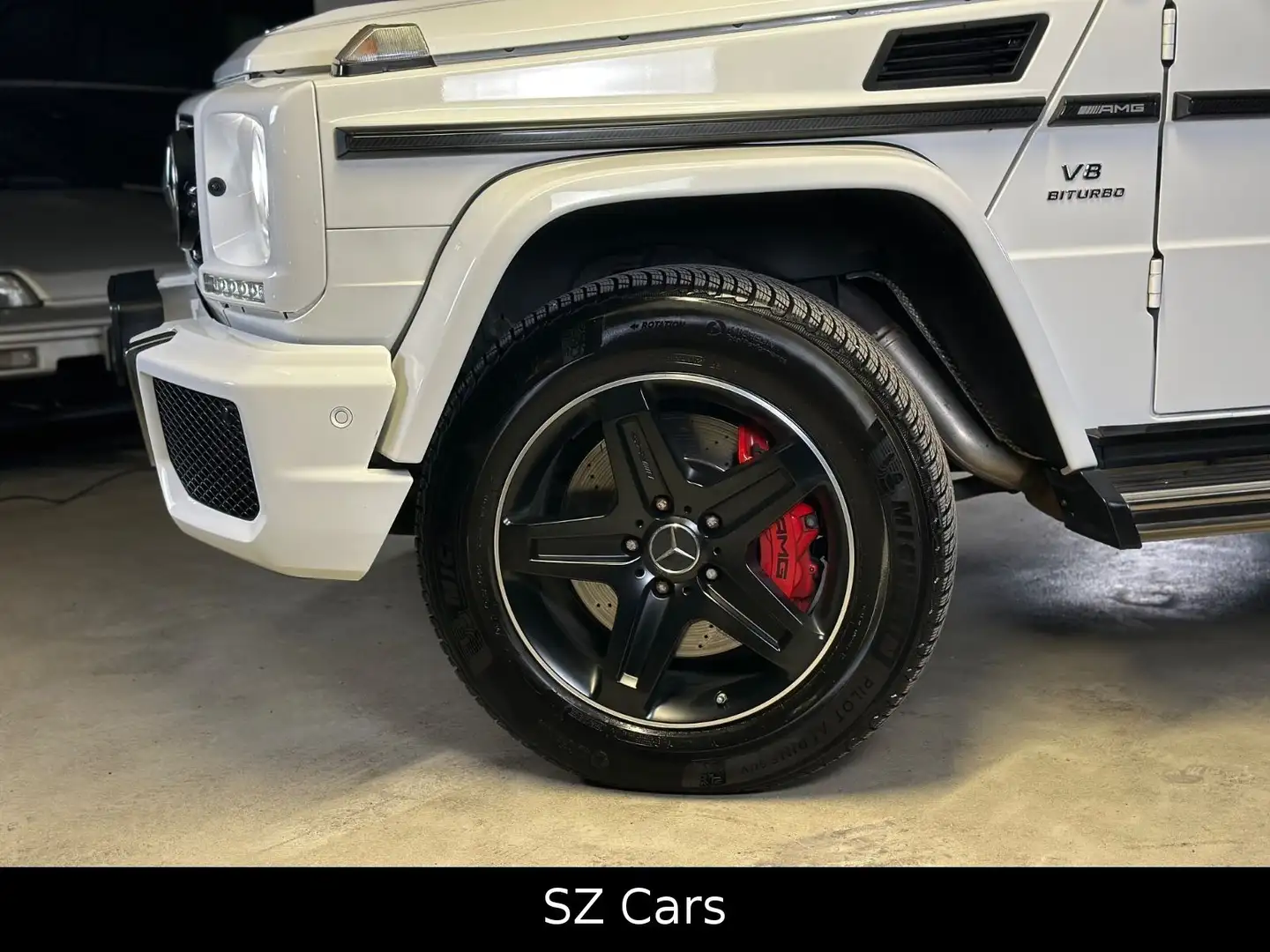 Mercedes-Benz G 63 AMG *DESIGNO MANUFAKTUR*H&K*RFK*SHZ Weiß - 2