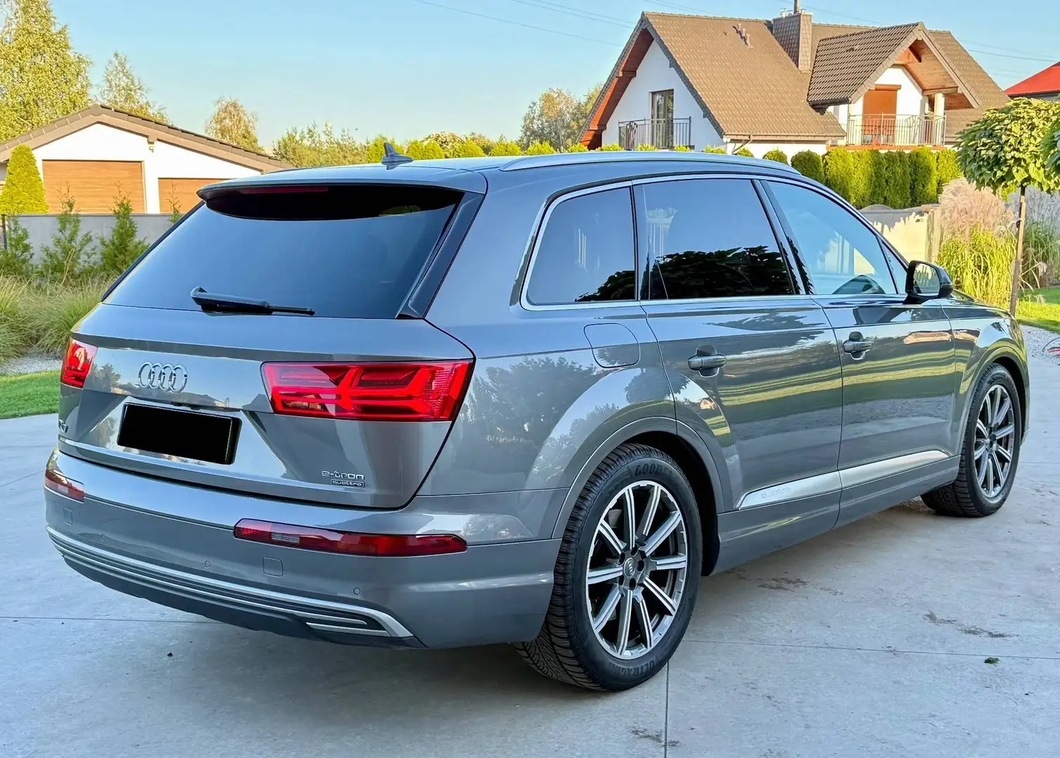 Audi Q7 Q7 PHEV e-tron 3,0 TDI quattro Tiptronic Grau - 2