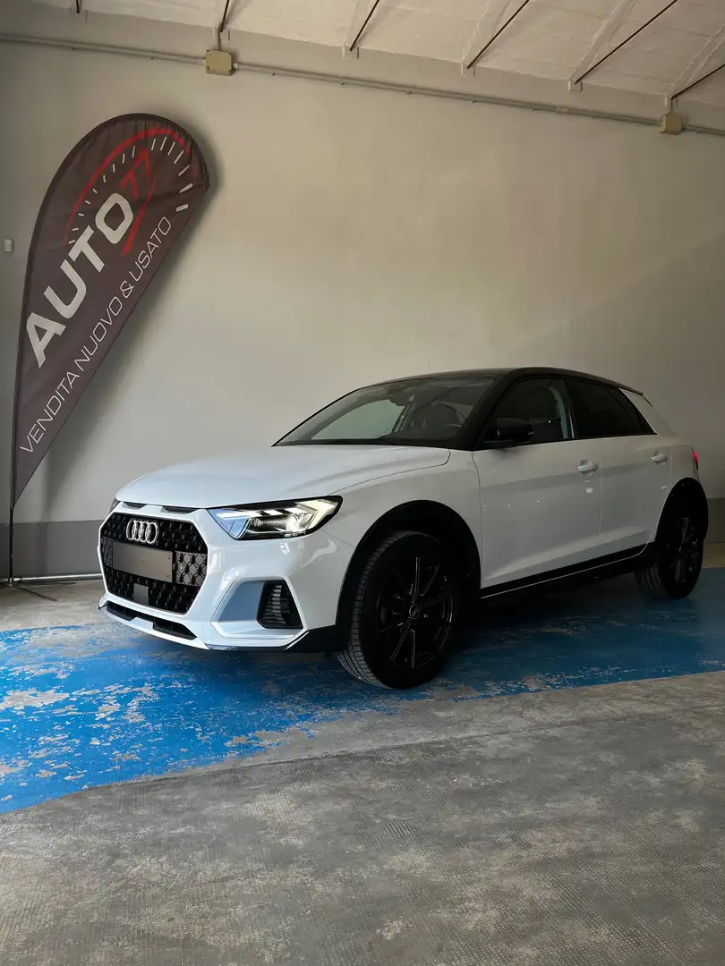 Audi A1 Allstreet 30 1.0 TFSi (110cv) Admired S-tronic Bianco - 1