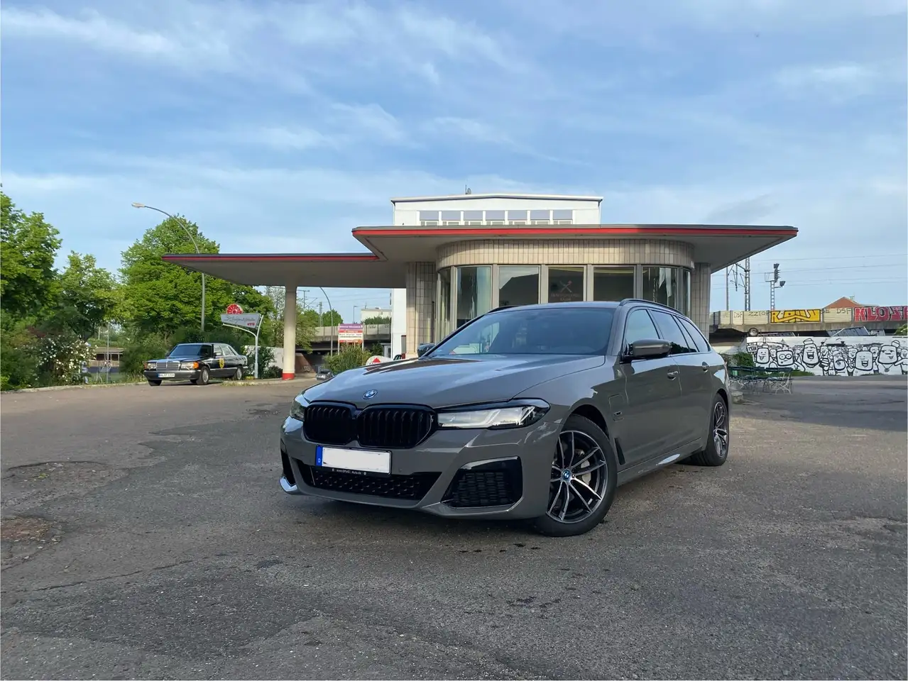 BMW 530