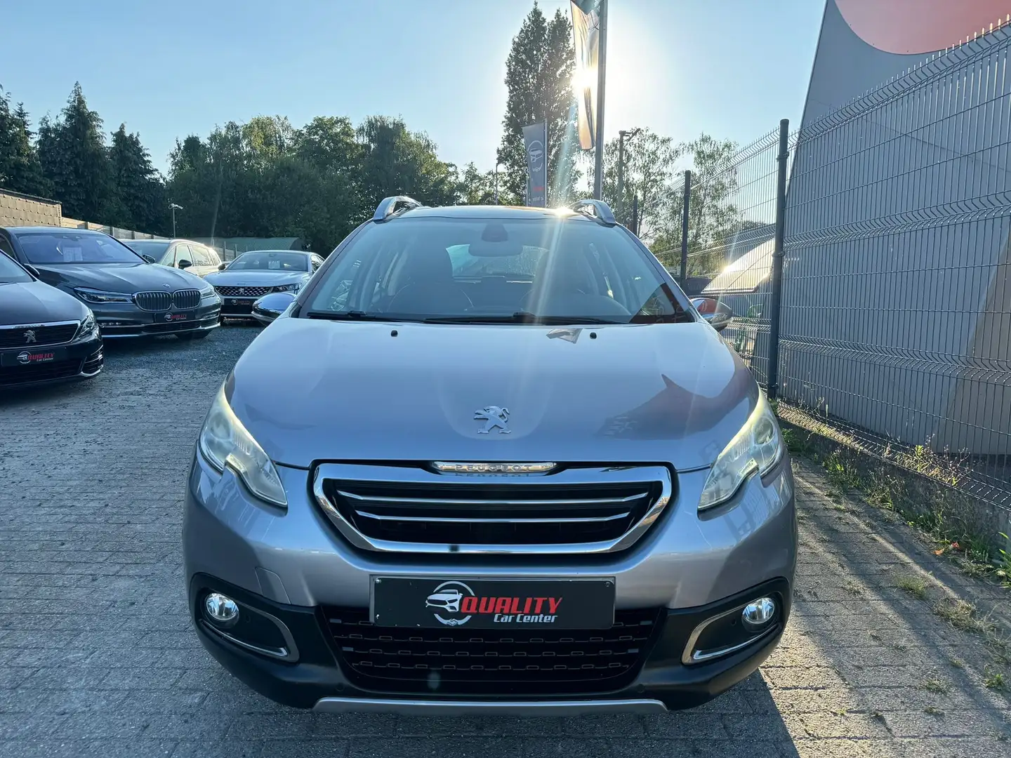 Peugeot 2008 2008 1.2 PureTech   95000 km  garantie Grijs - 2