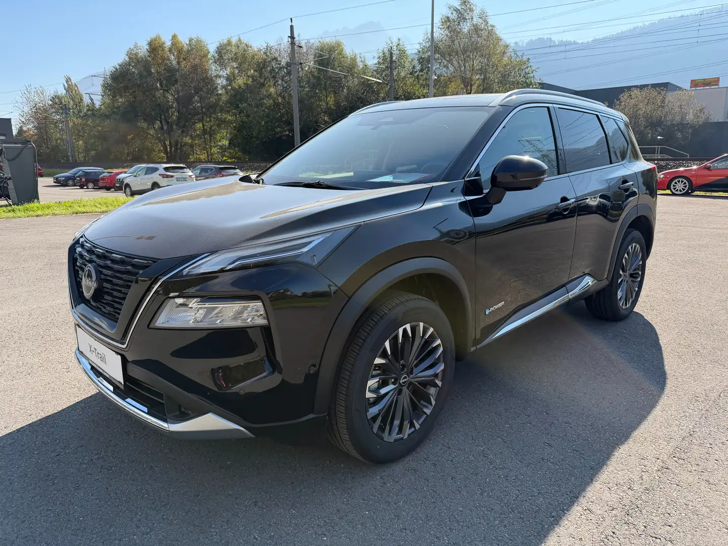 Nissan X-Trail X-Trail 1,5 VC-T e-Power 4ORCE Allrad Tekna Schwarz - 1