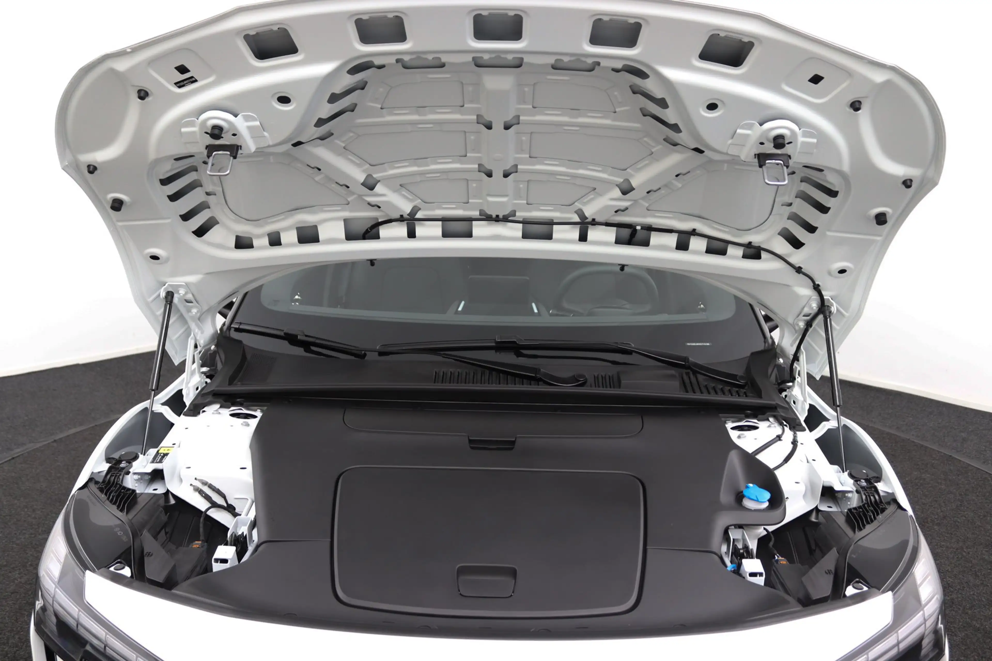 Volvo EX30 P5 Long Range Plus Black Edition Europa 69 kWh | D — photo 35