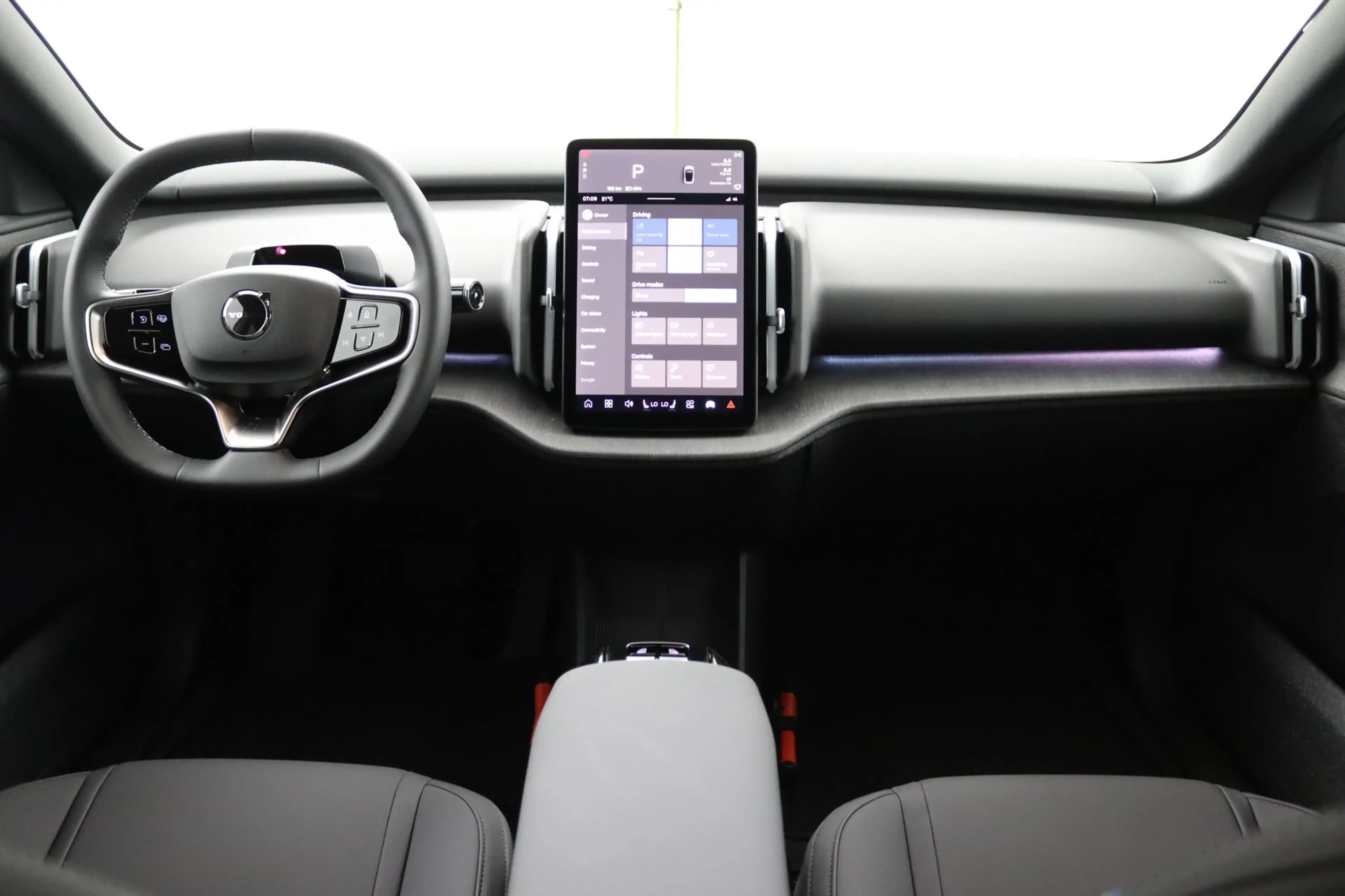 Volvo EX30 P5 Long Range Plus Black Edition Europa 69 kWh | D — photo 5