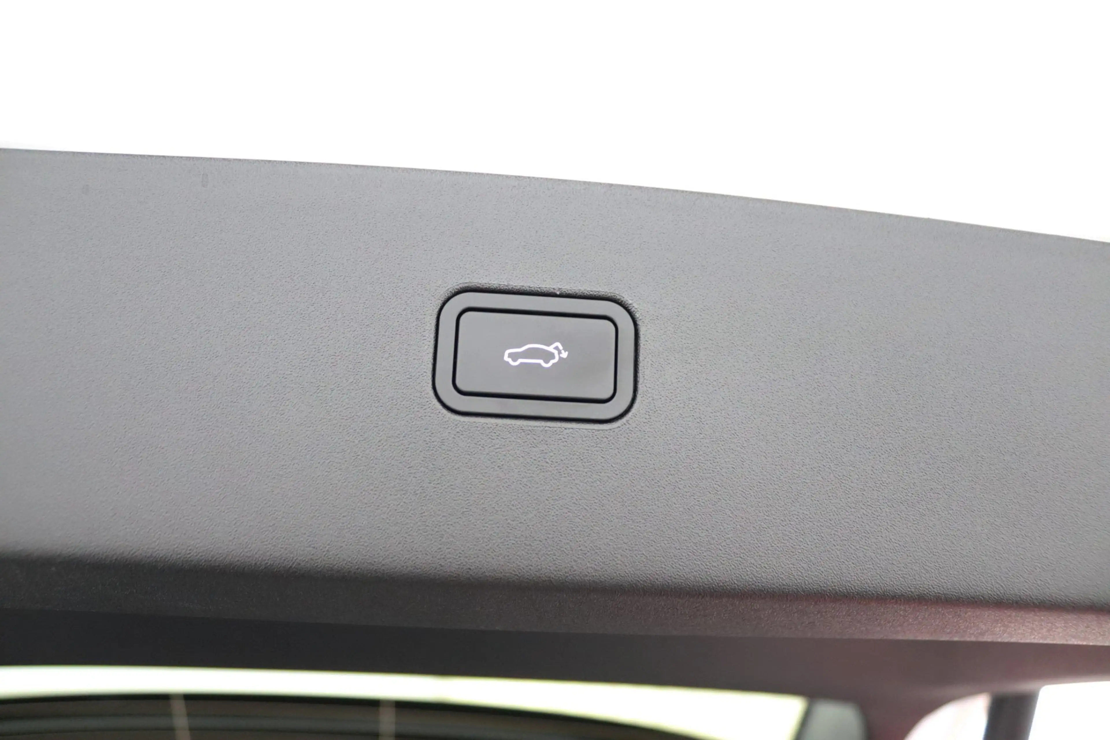 Volvo EX30 P5 Long Range Plus Black Edition Europa 69 kWh | D — photo 14