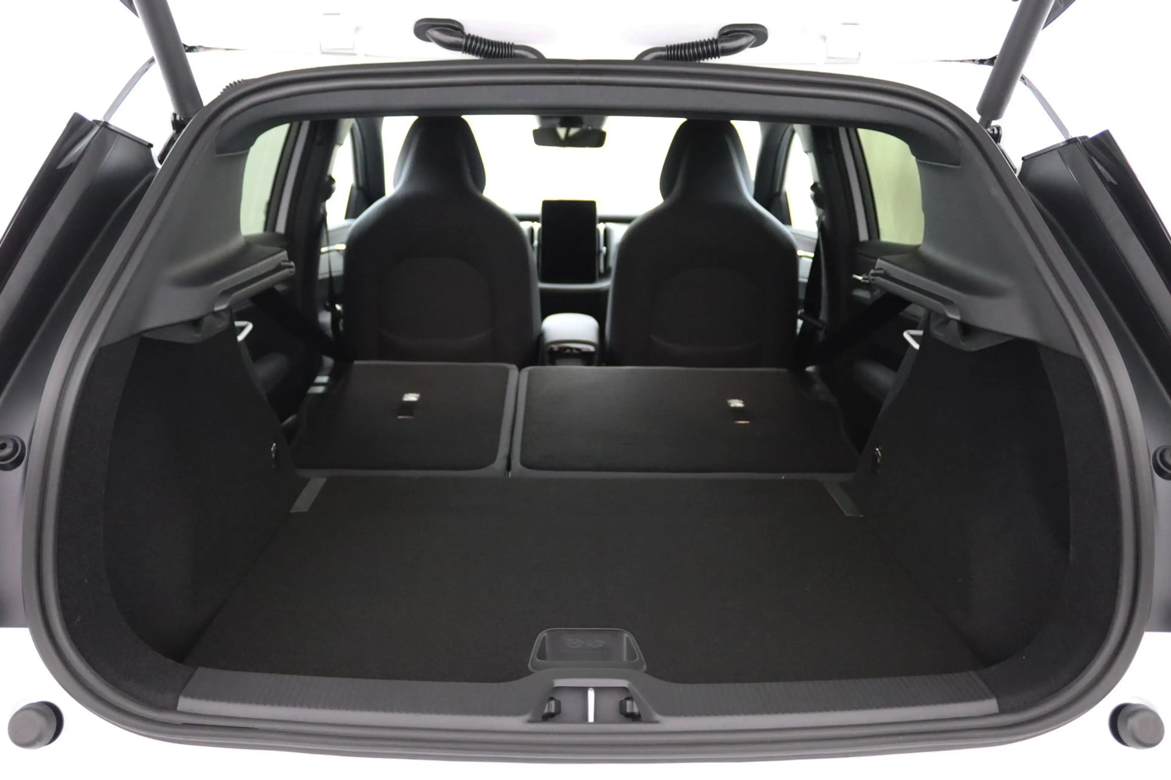 Volvo EX30 P5 Long Range Plus Black Edition Europa 69 kWh | D — photo 30