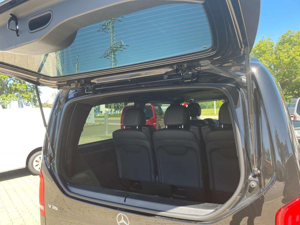 Mercedes-Benz V 250