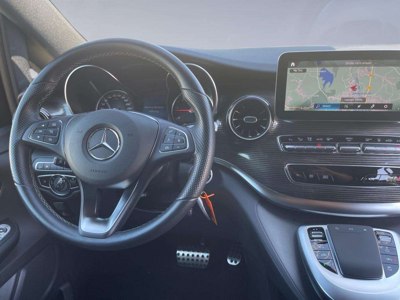 Mercedes-Benz V 250