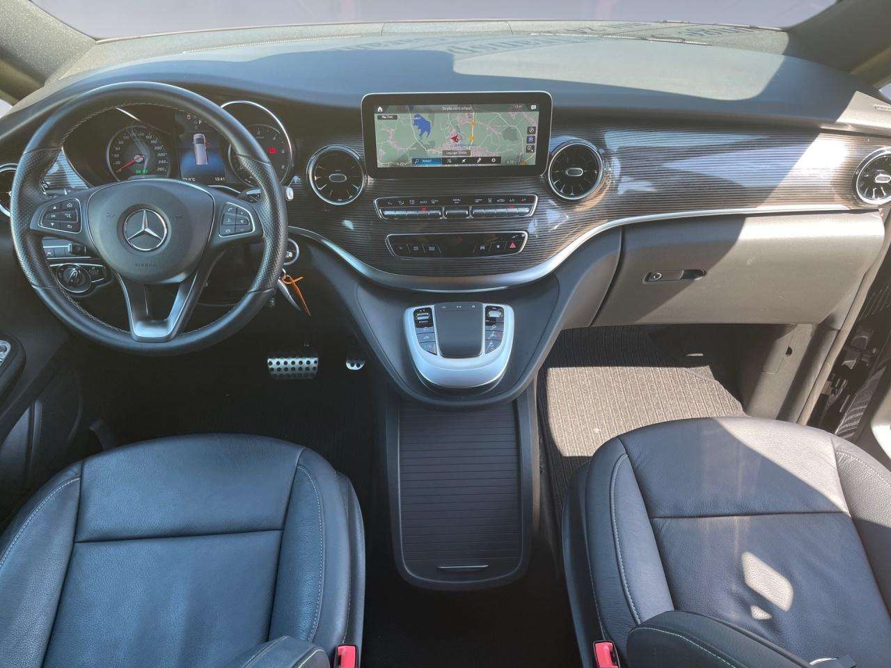 Mercedes-Benz V 250
