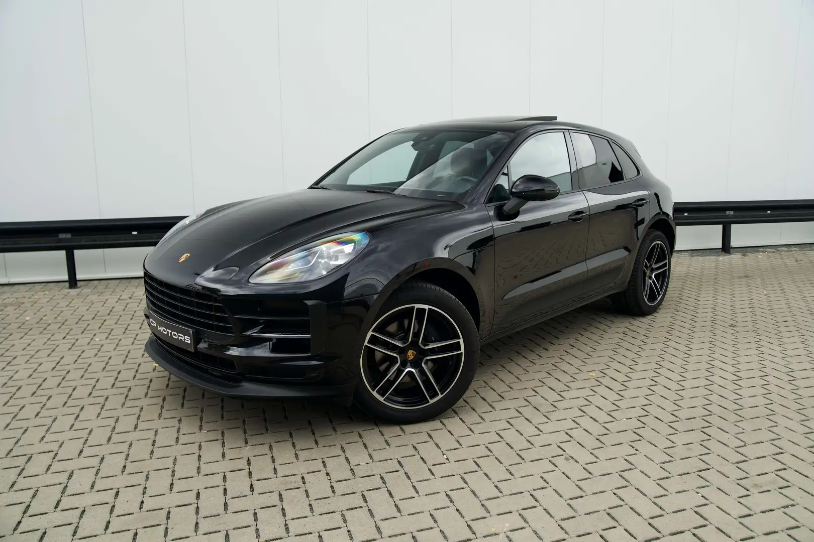 Porsche Macan 2.0T  PANO  20\  14-WAY  LEDER  BTW-WAGEN Schwarz - 1