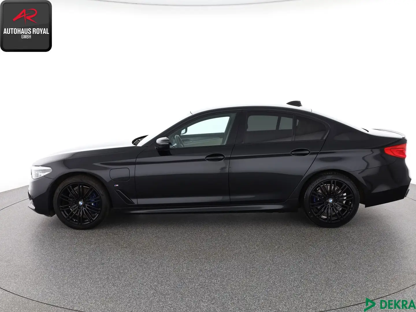 BMW 530 530 e xDrive M SPORT SHADOW SOFTCLOSE,HUD,KAMERA Чёрный - 2