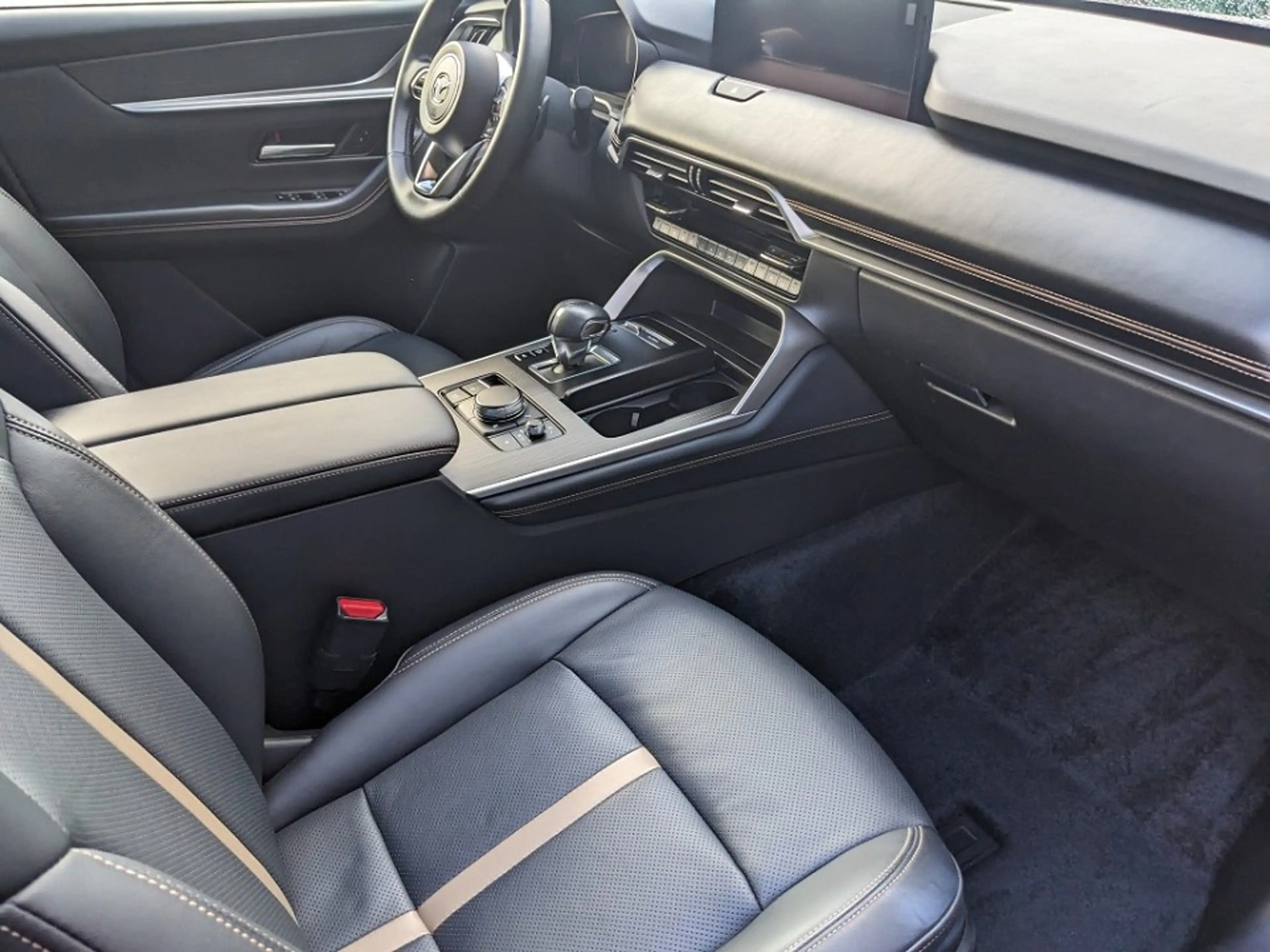 Mazda CX-80 2.5l PHEV AWD Homura Plus 6-Sitzer Panodach — photo 9