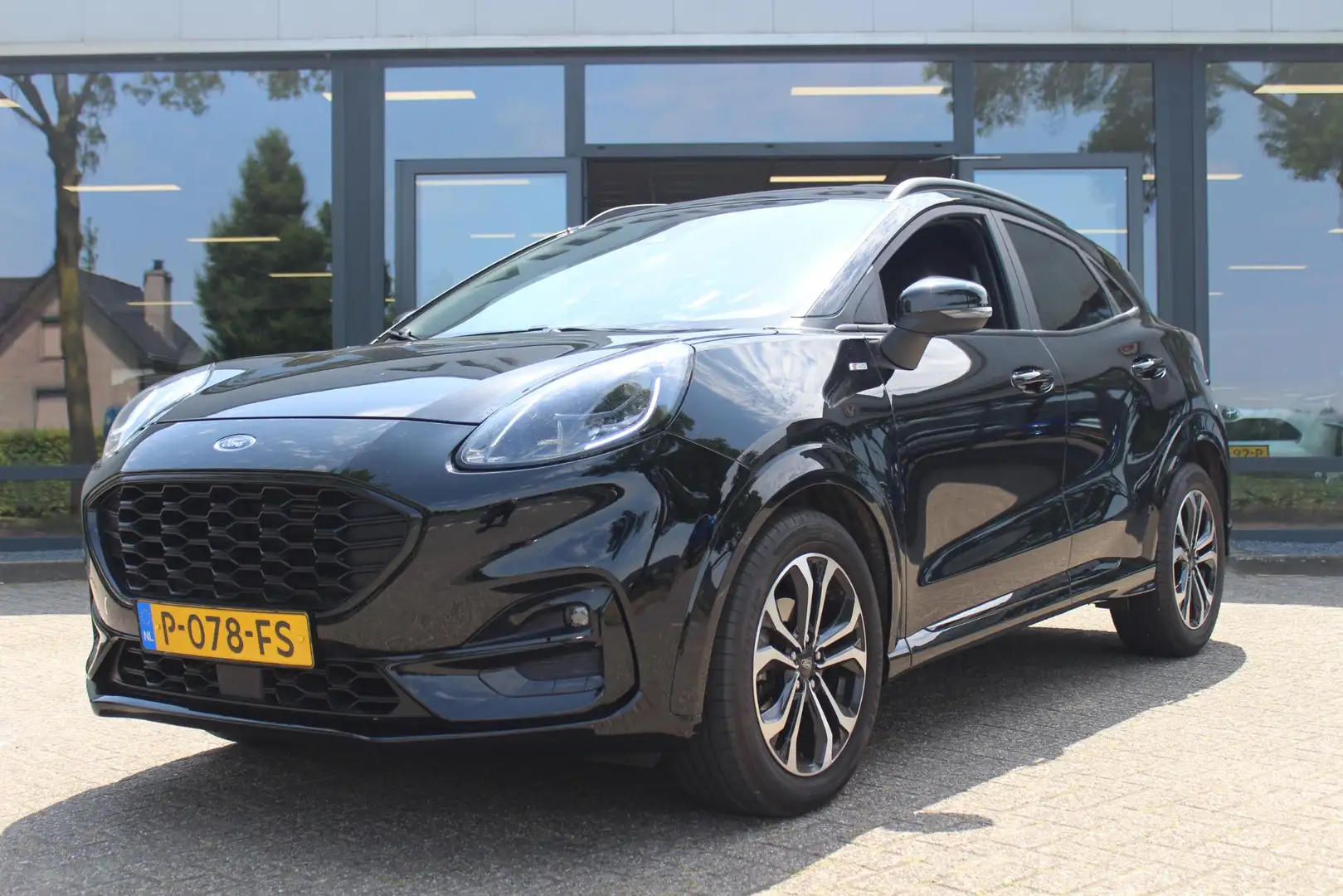 Ford Puma 1.0 EcoBoost Hybrid ST-Line Zwart - 2