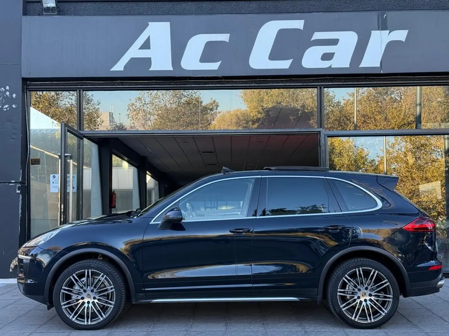 Porsche Cayenne S Azul - 1
