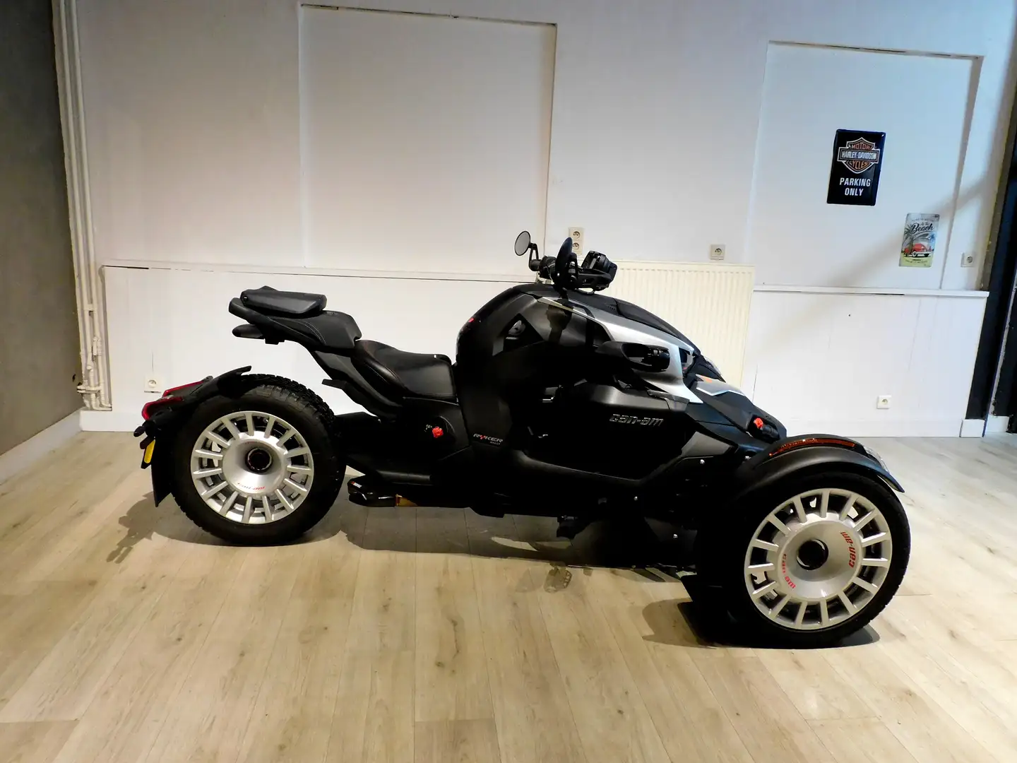 Can-Am Rally ryker 900 , 290 km , 3 an de garantie Noir - 1